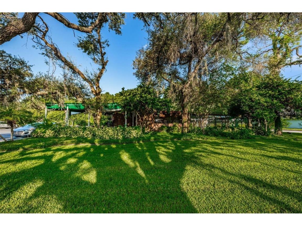 1880 S Pinellas Avenue Tarpon Springs FL 34689 W7873084 image1