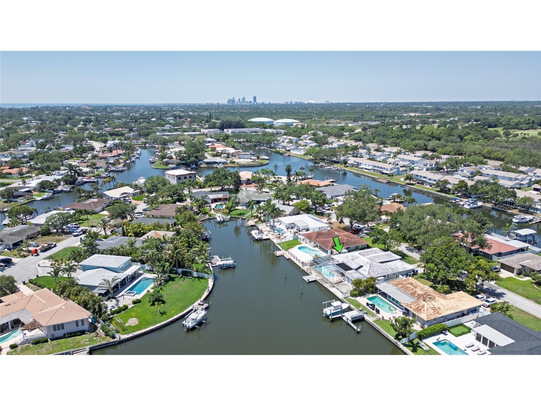 1880 Tanglewood Drive NE Saint Petersburg FL 33702 - OLD TAMPA BAY TB8509856 image2