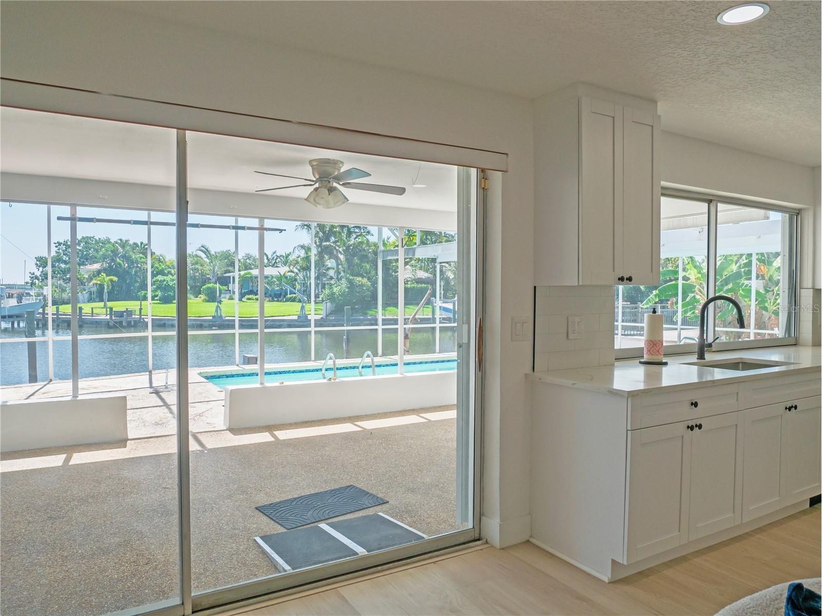 1880 Tanglewood Drive NE Saint Petersburg FL 33702 - OLD TAMPA BAY TB8509856 image23