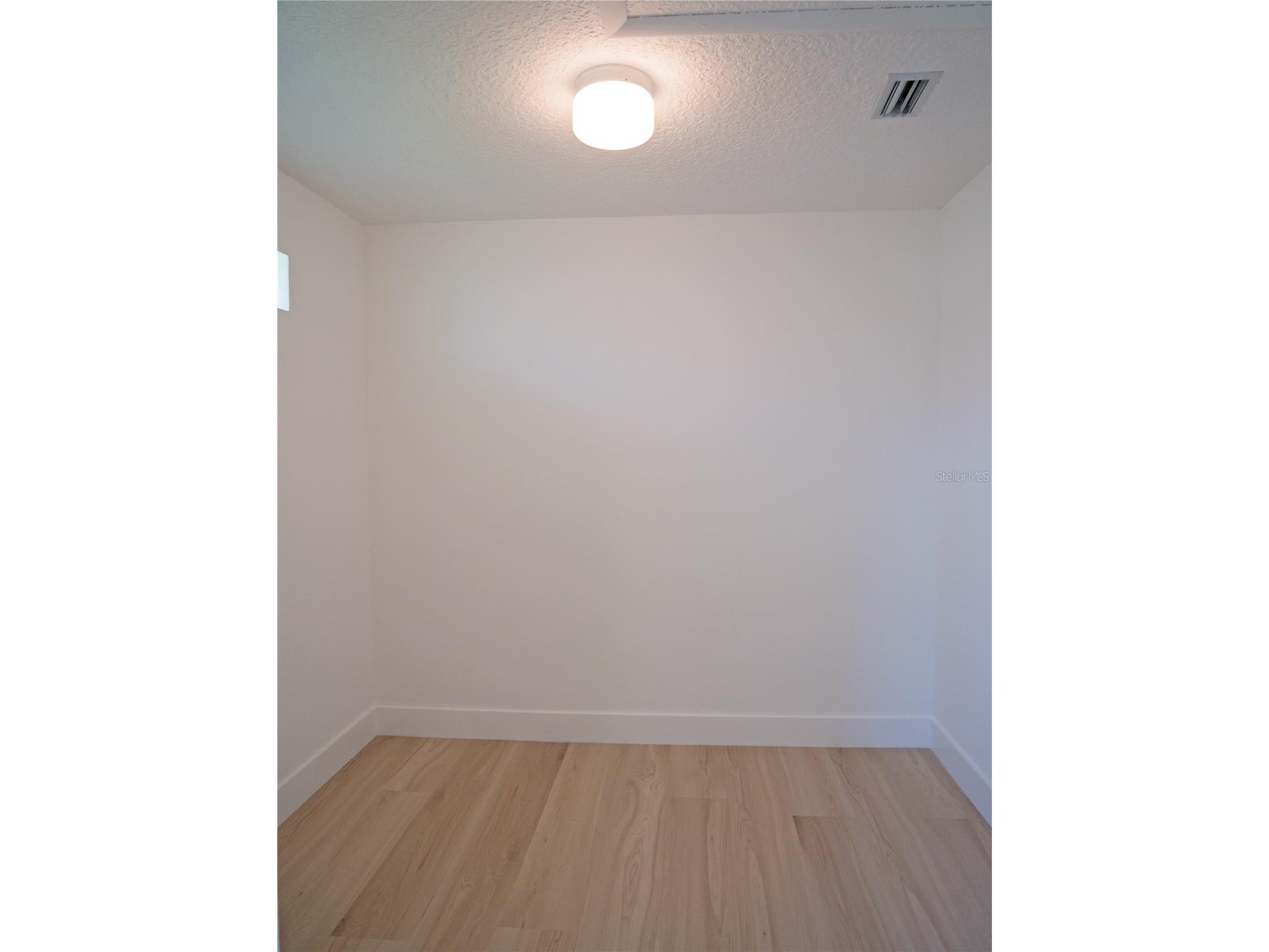 1880 Tanglewood Drive NE Saint Petersburg FL 33702 - OLD TAMPA BAY TB8509856 image34