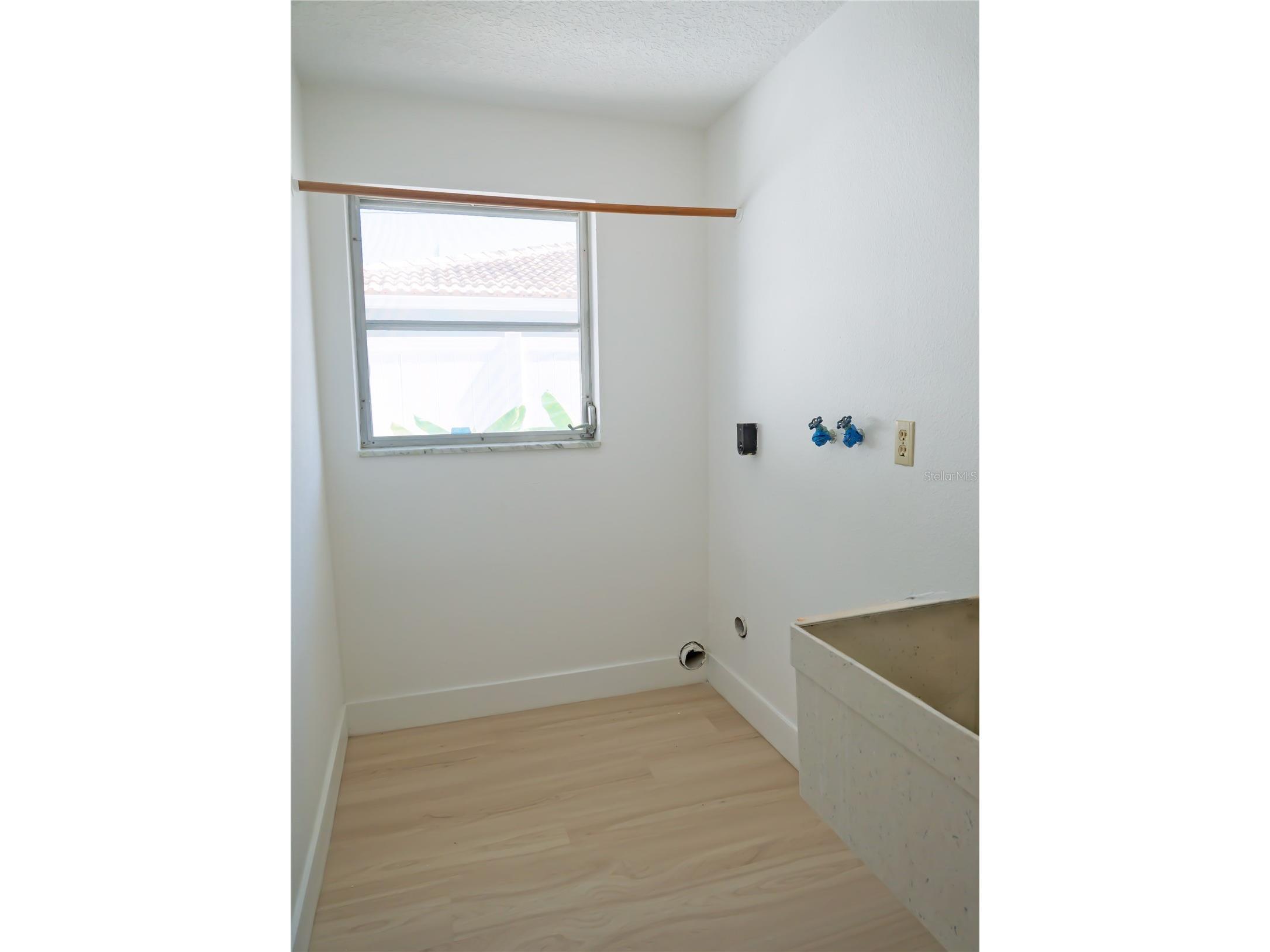 1880 Tanglewood Drive NE Saint Petersburg FL 33702 - OLD TAMPA BAY TB8509856 image41