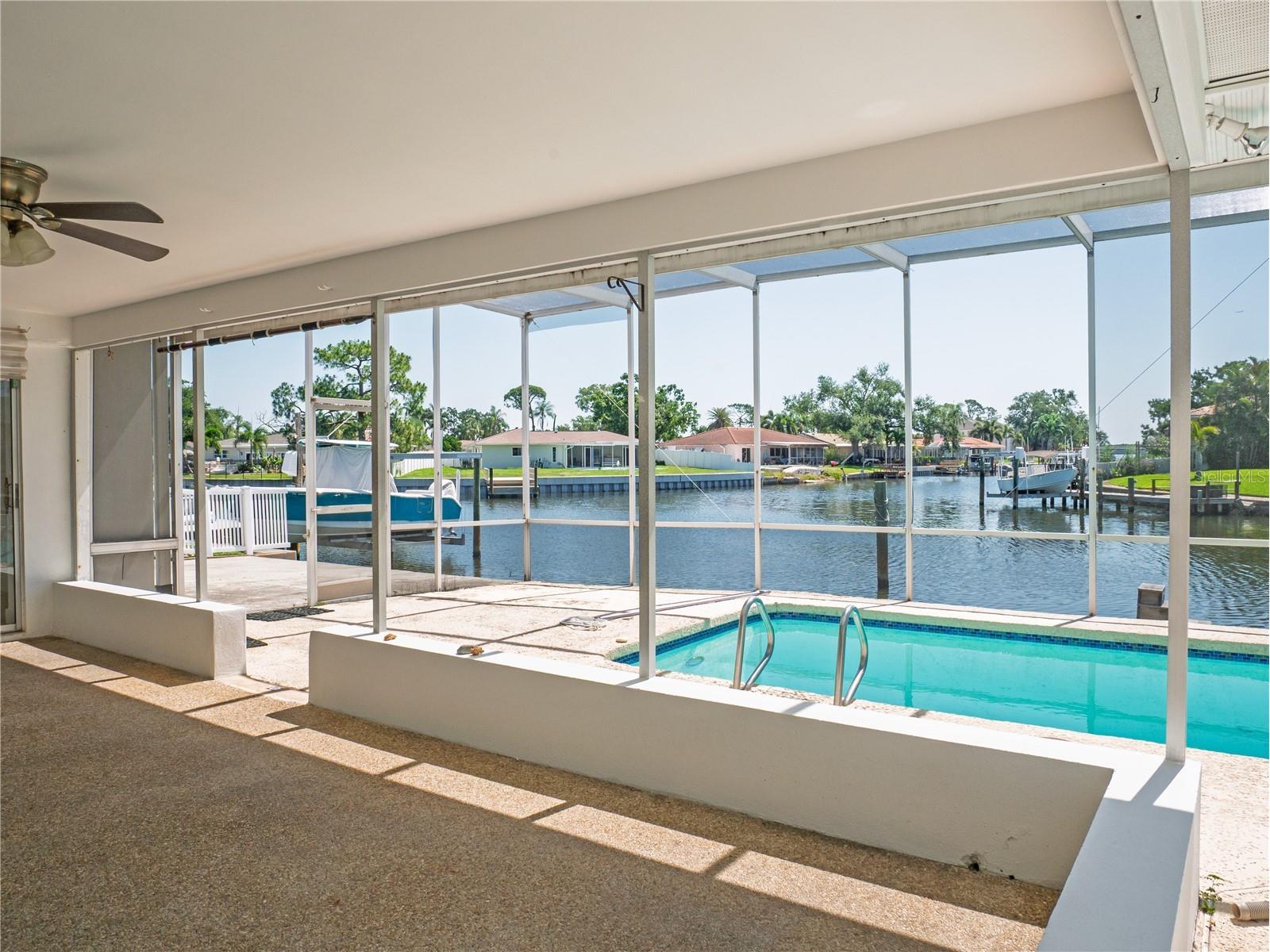 1880 Tanglewood Drive NE Saint Petersburg FL 33702 - OLD TAMPA BAY TB8509856 image48
