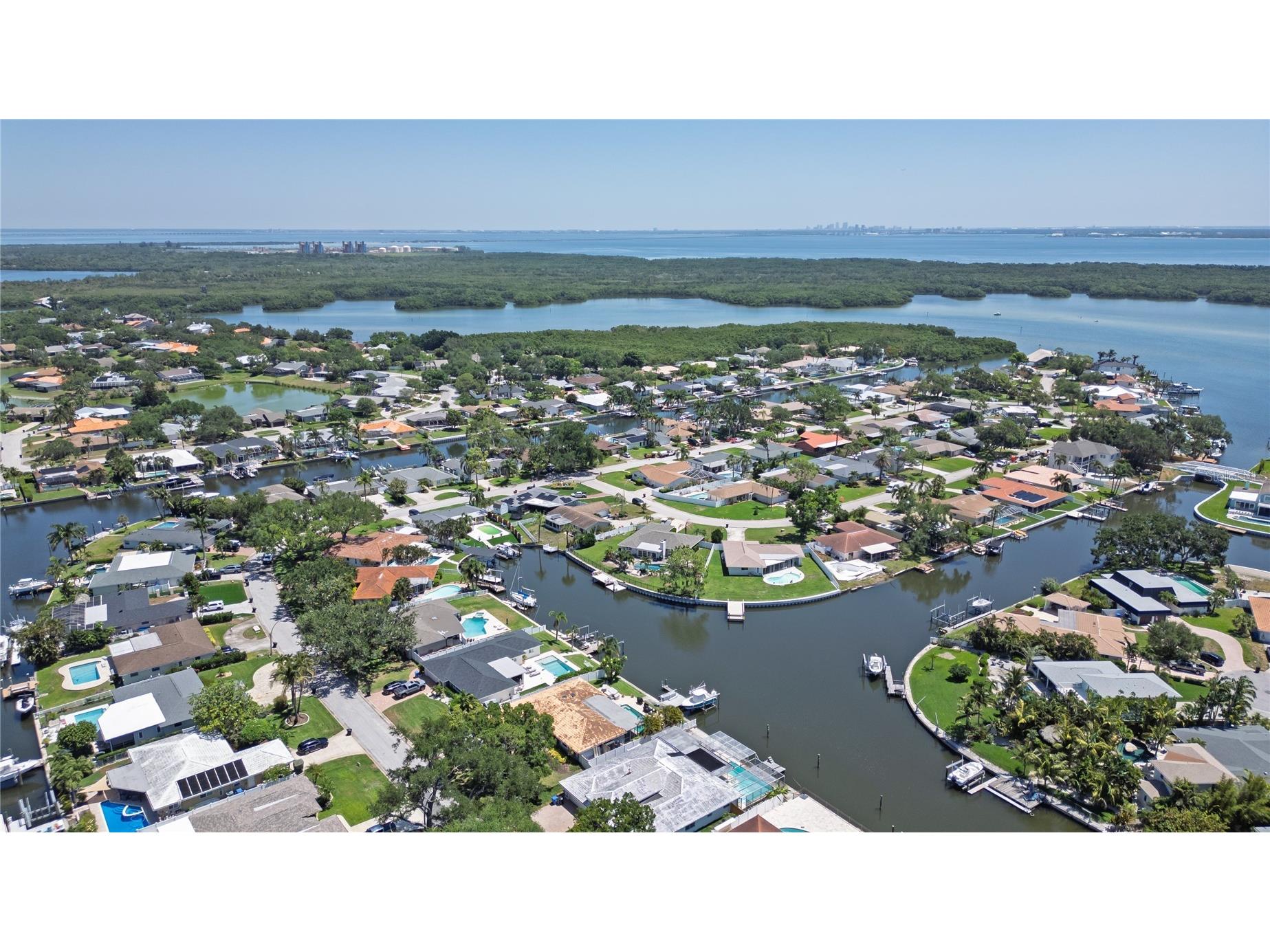 1880 Tanglewood Drive NE Saint Petersburg FL 33702 - OLD TAMPA BAY TB8509856 image62