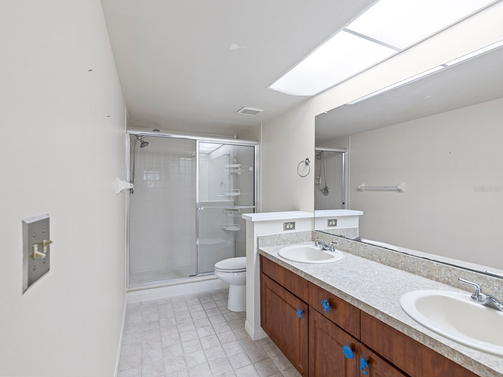 1880 Whispering Way Tarpon Springs FL 34689 TB8478287 image18