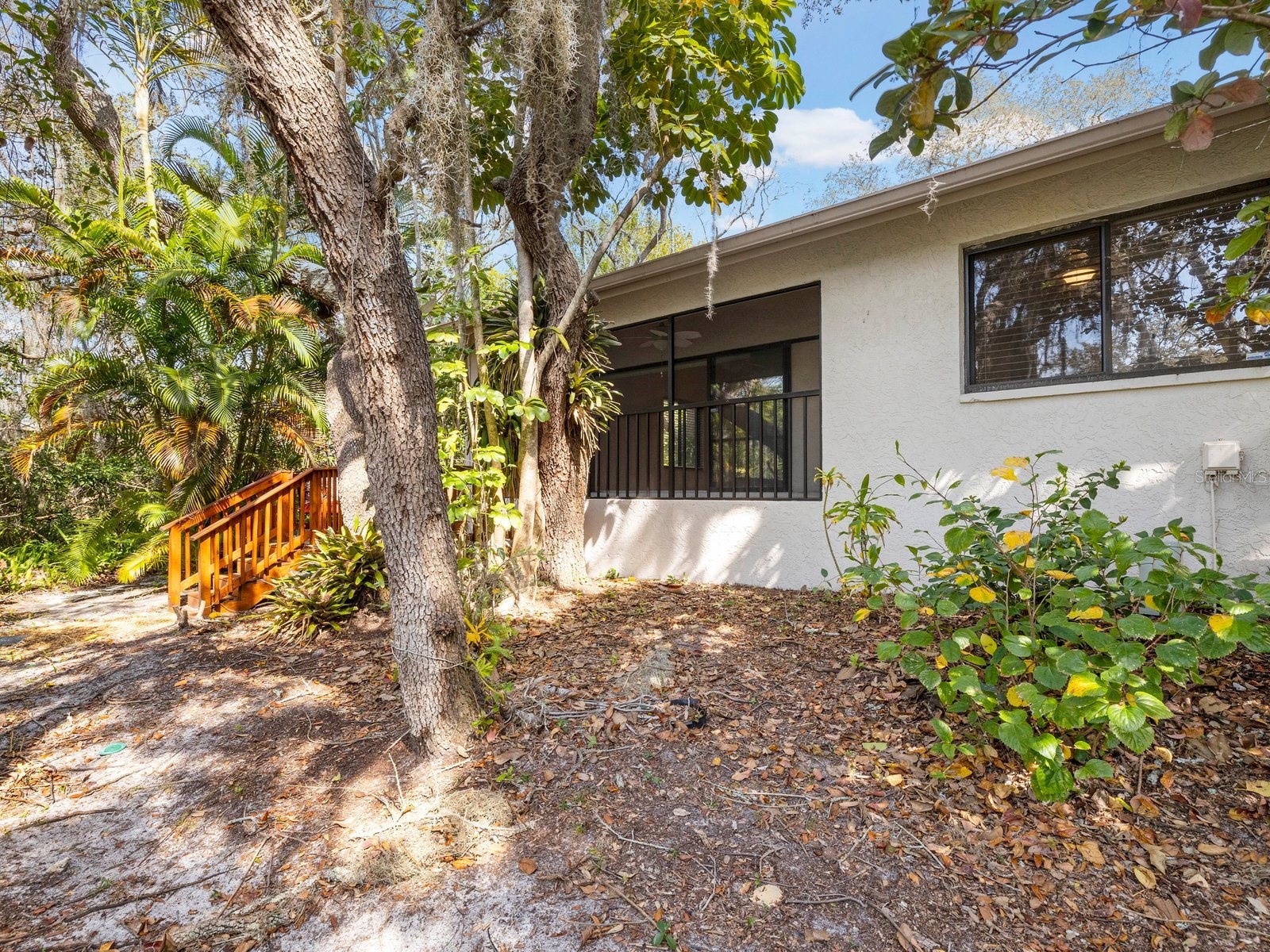 1880 Whispering Way Tarpon Springs FL 34689 TB8478287 image30