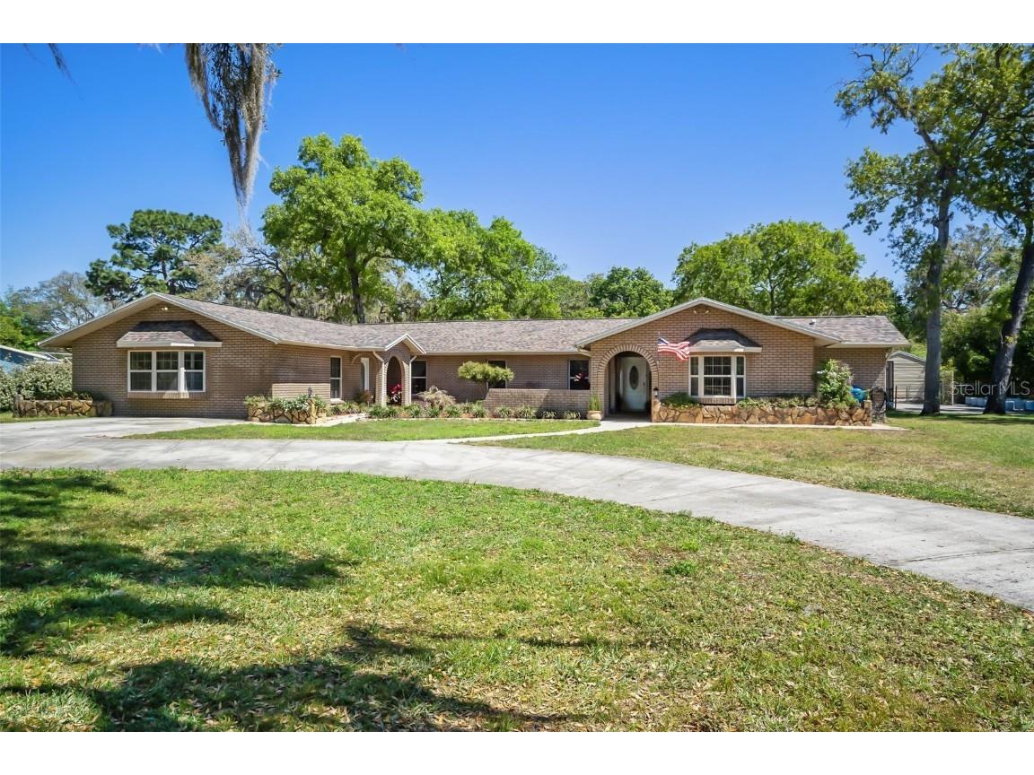 18800 Bonnie Drive Spring Hill FL 34610 W7853264 image1