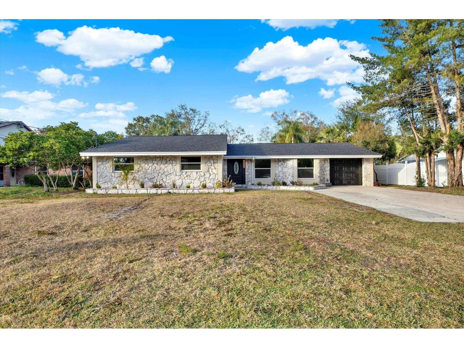 18803 Tracer Dr  
