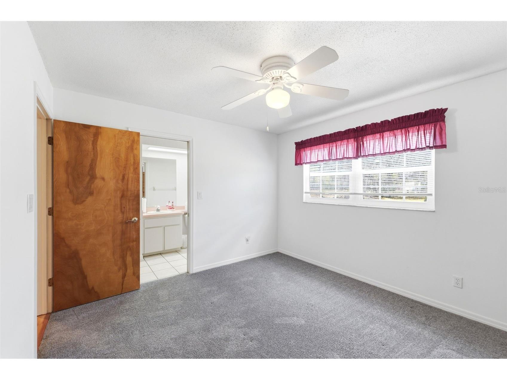 18805 Kelly Road Spring Hill FL 34610 W7884407 image22