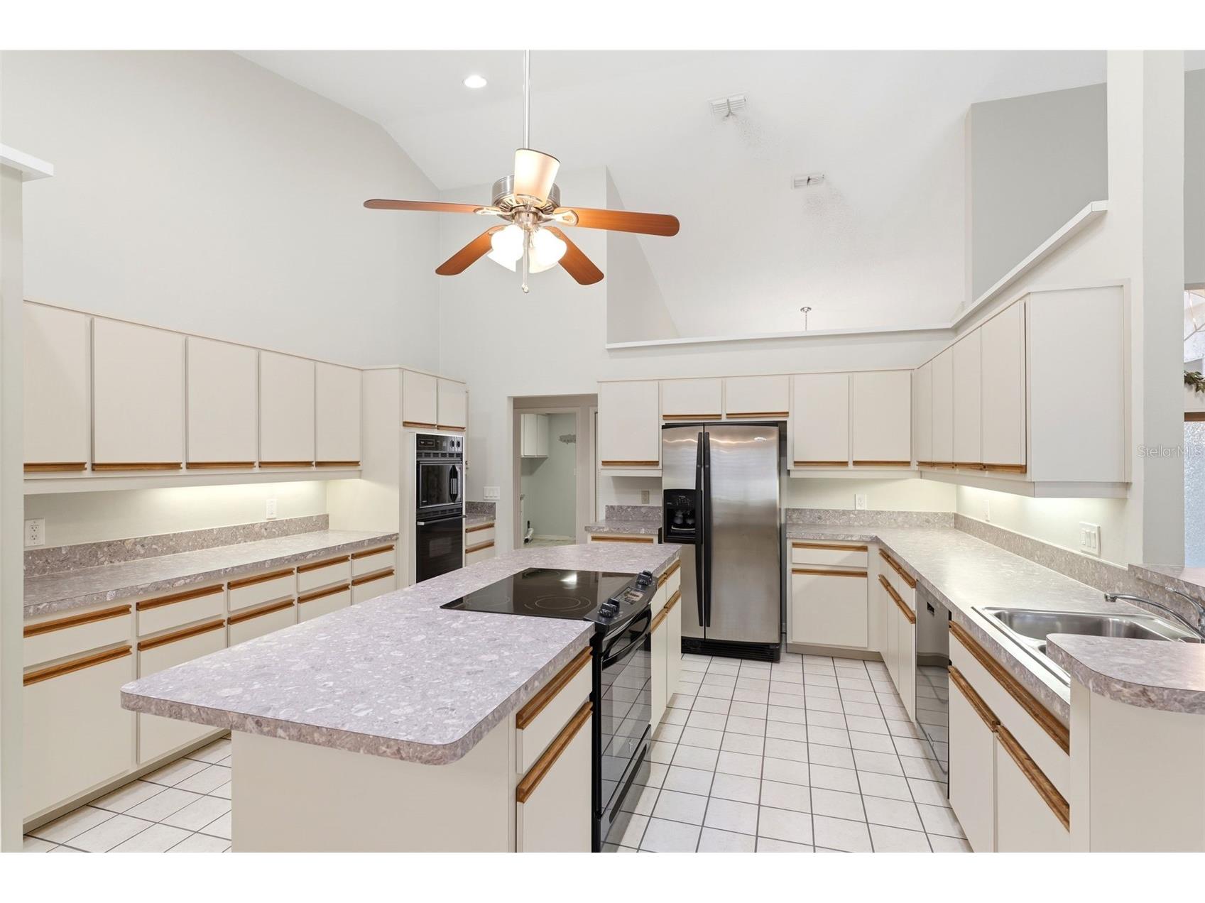 18805 Kelly Road Spring Hill FL 34610 W7884407 image47