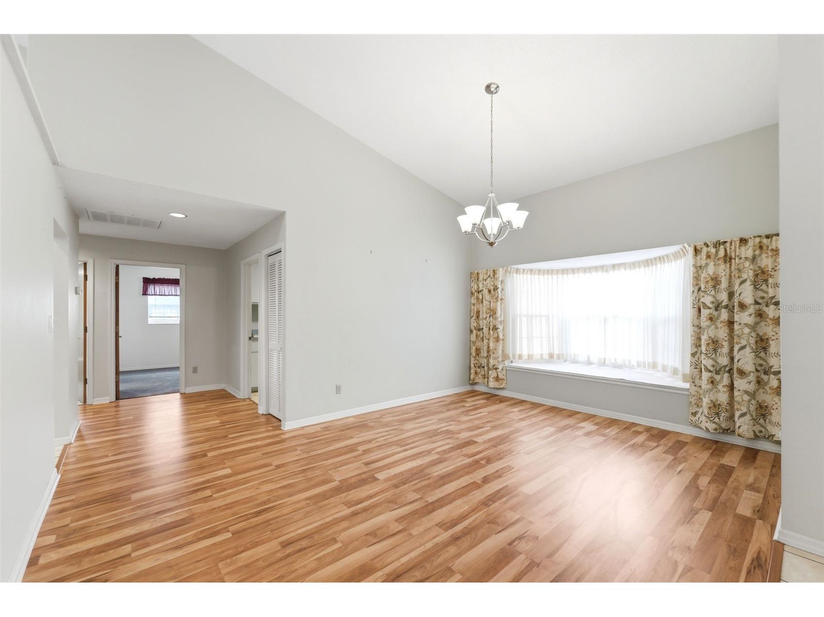 18805 Kelly Road Spring Hill FL 34610 W7884407 image6