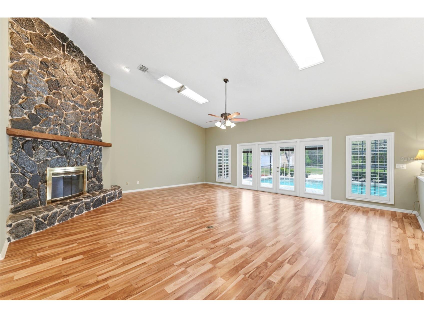 18805 Kelly Road Spring Hill FL 34610 W7884407 image7