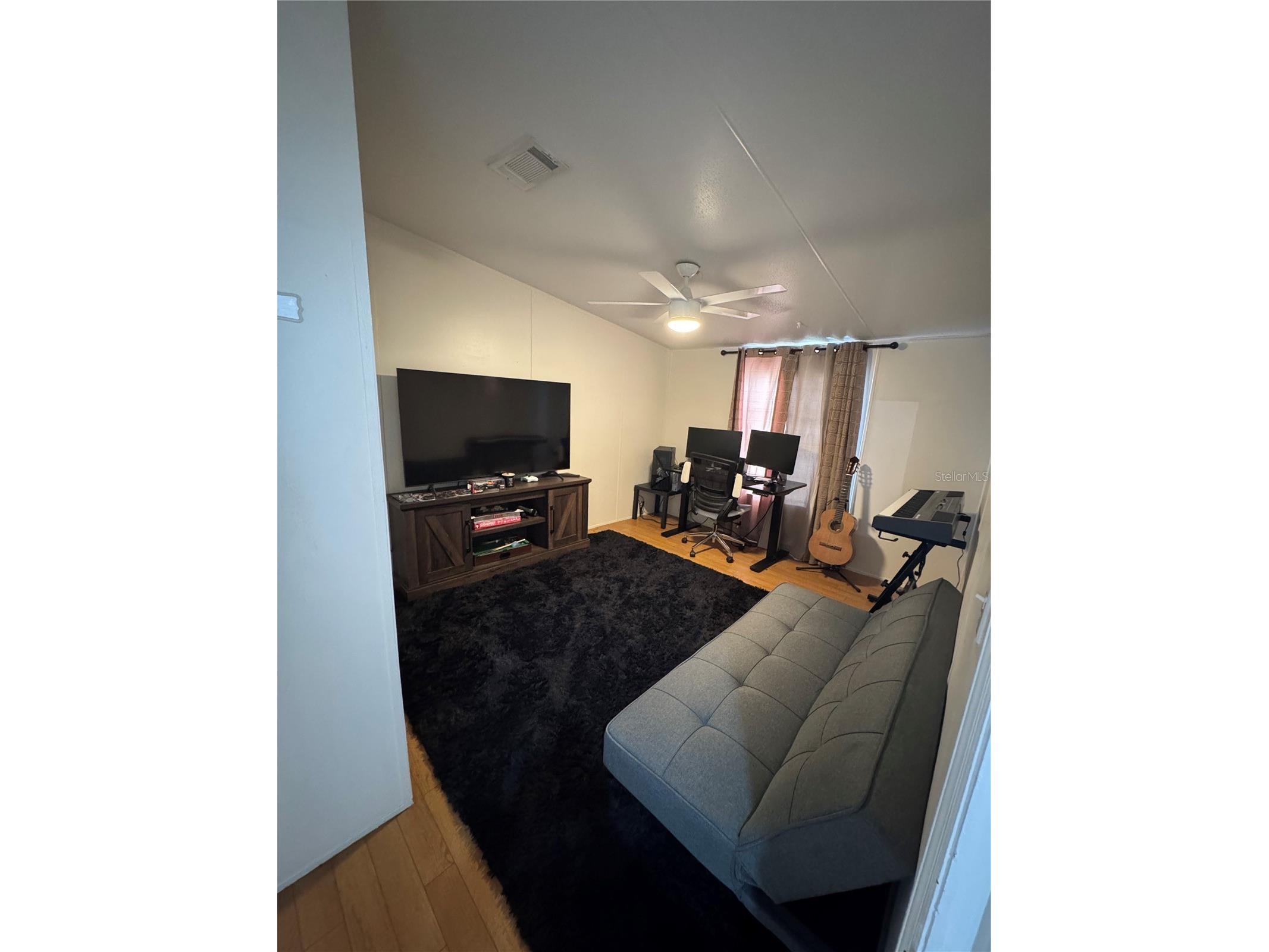 18806 Monroe Avenue Orlando FL 32820 O6372693 image31