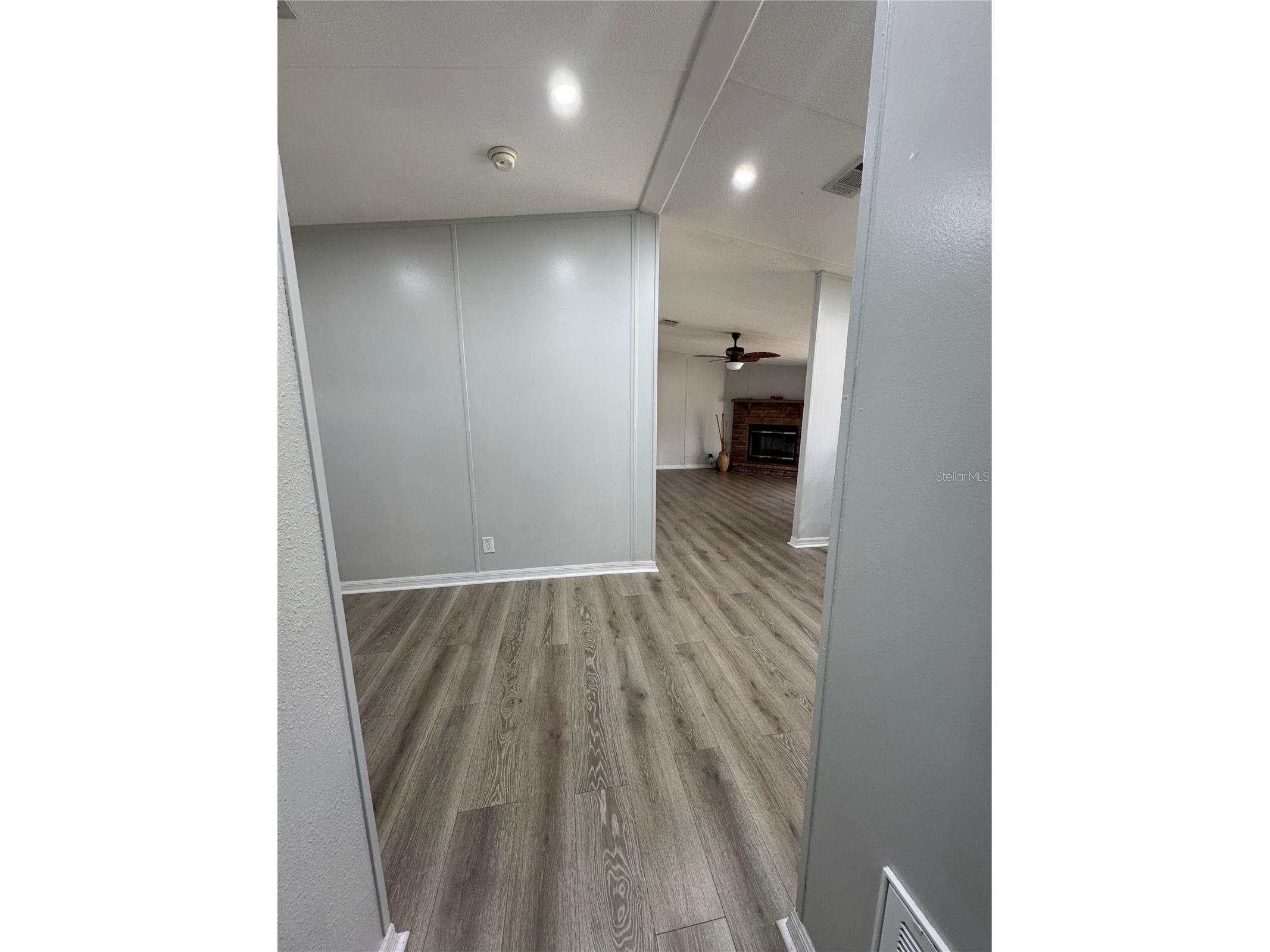 18806 Monroe Avenue Orlando FL 32820 O6372693 image37