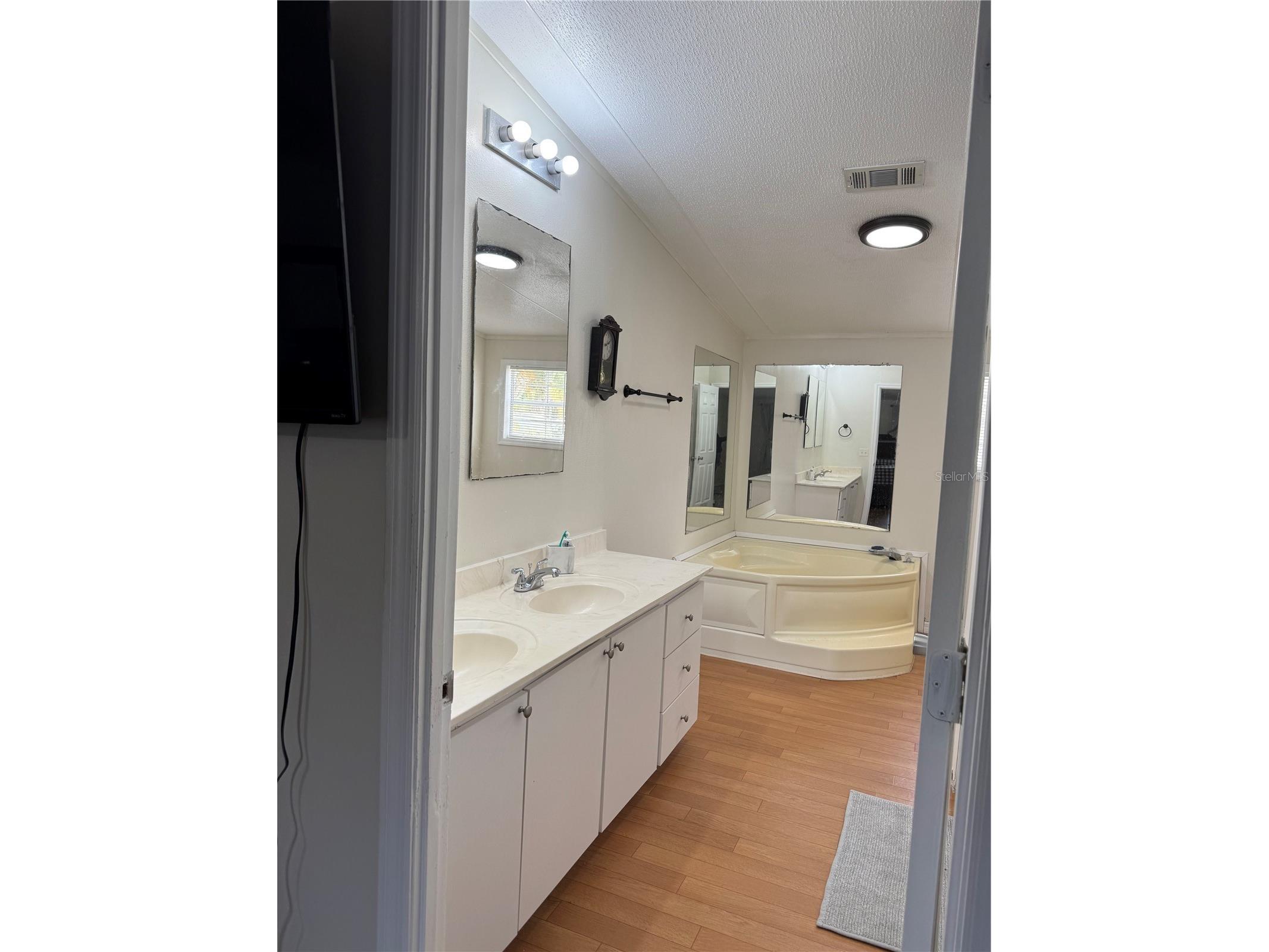 18806 Monroe Avenue Orlando FL 32820 O6372693 image44