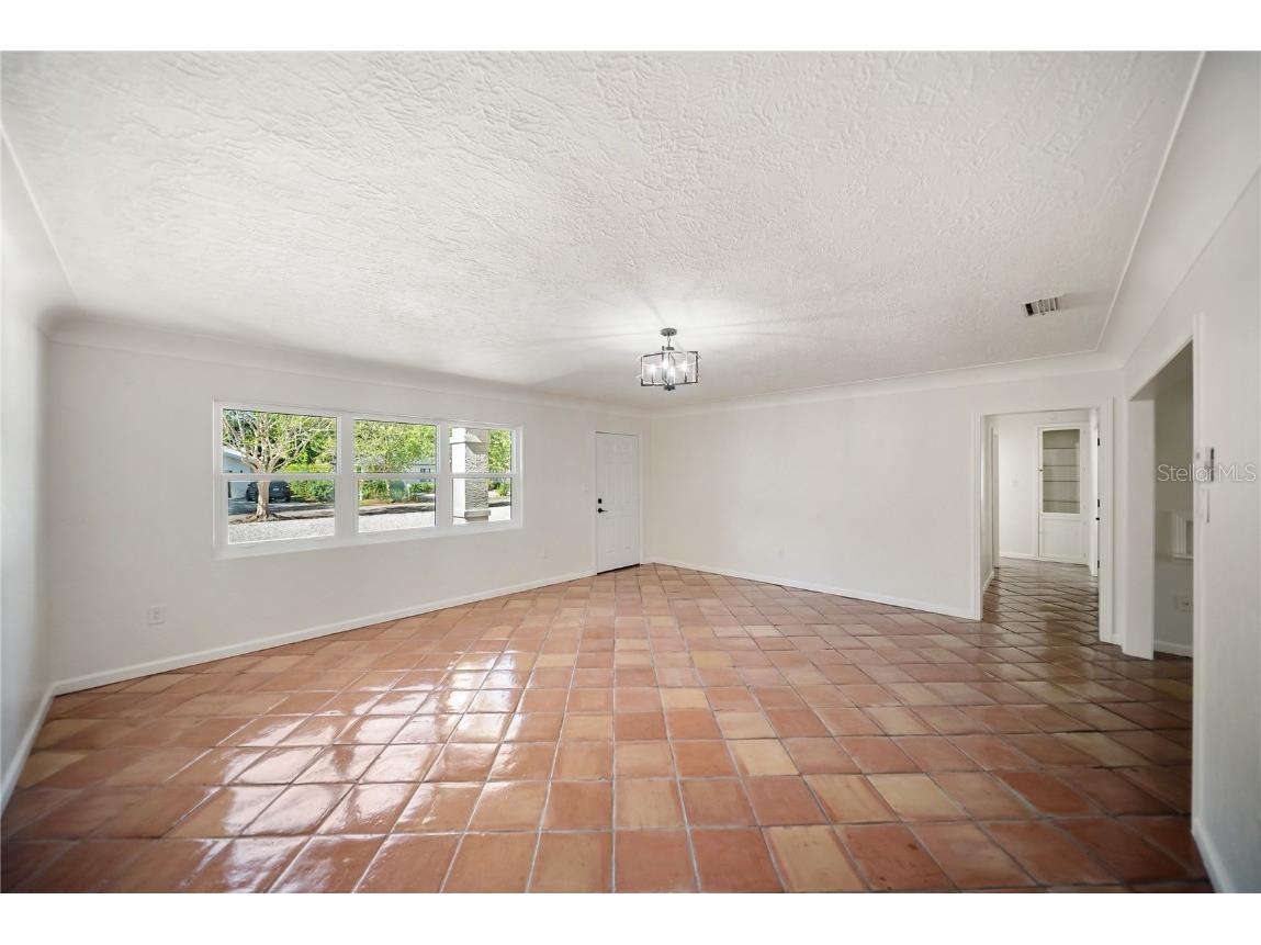1881 Orchid Street Sarasota FL 34239 A4656488 image10