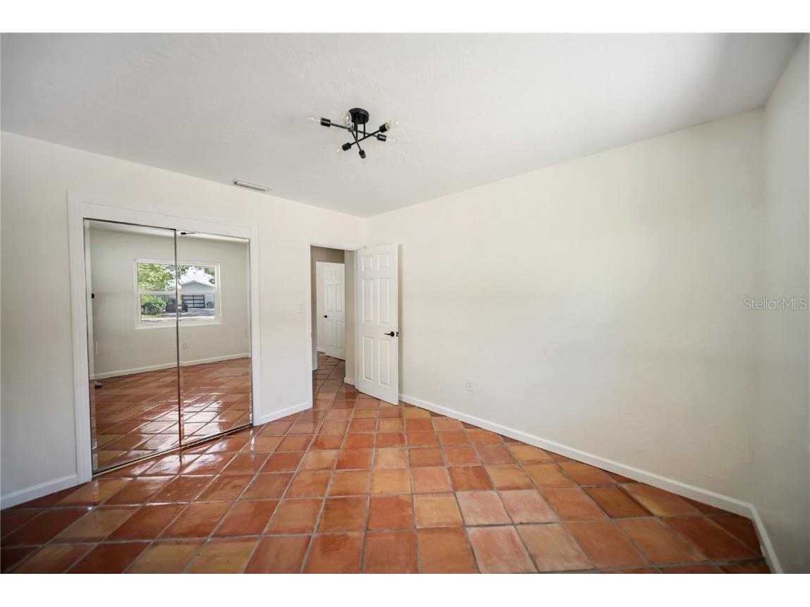 1881 Orchid Street Sarasota FL 34239 A4656488 image16