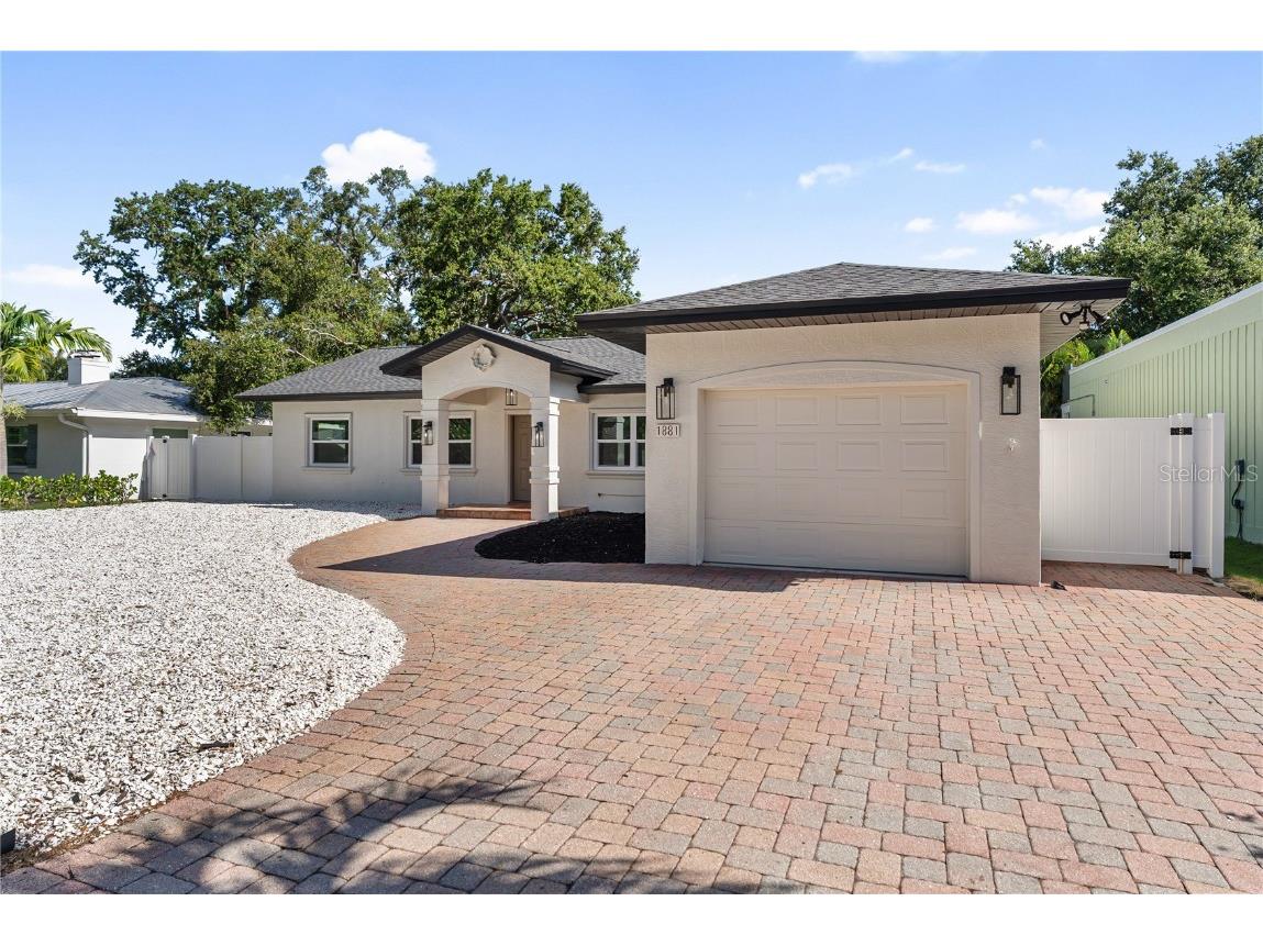 1881 Orchid Street Sarasota FL 34239 A4656488 image2
