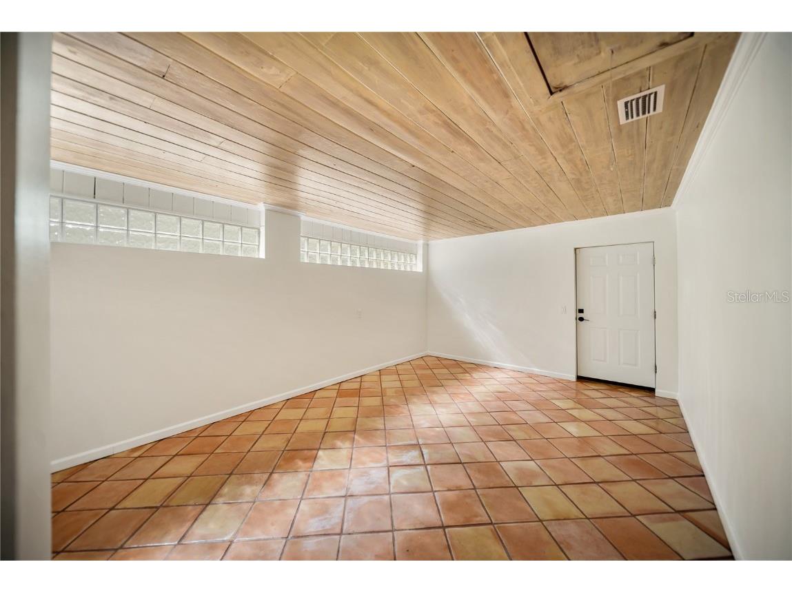 1881 Orchid Street Sarasota FL 34239 A4656488 image26