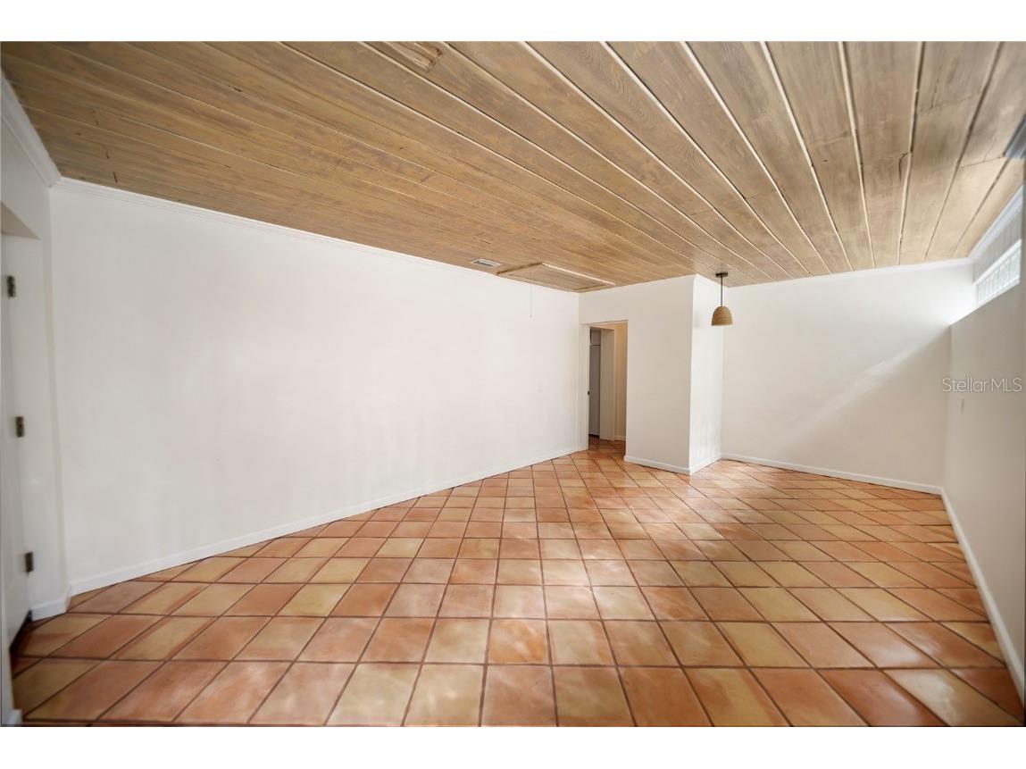 1881 Orchid Street Sarasota FL 34239 A4656488 image27