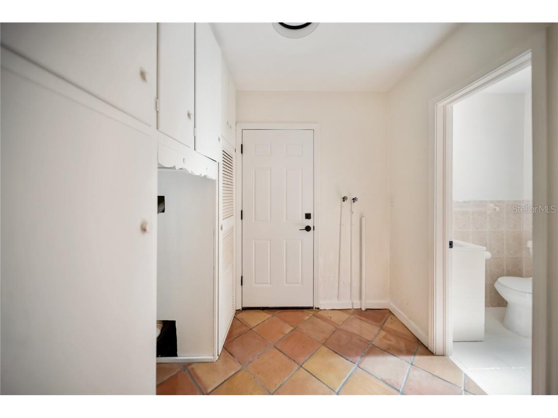 1881 Orchid Street Sarasota FL 34239 A4656488 image29