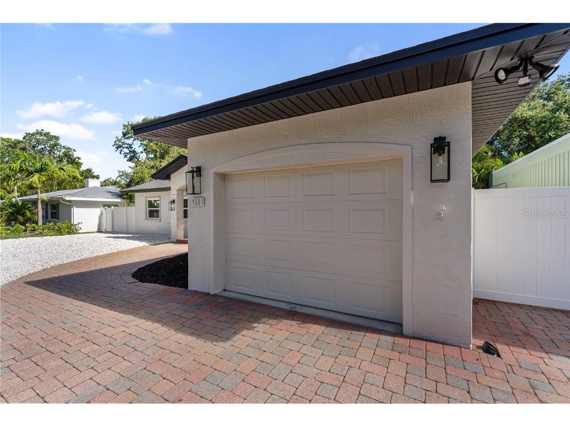 1881 Orchid Street Sarasota FL 34239 A4656488 image3