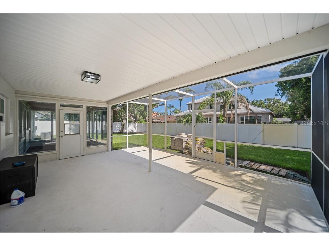 1881 Orchid Street Sarasota FL 34239 A4656488 image37