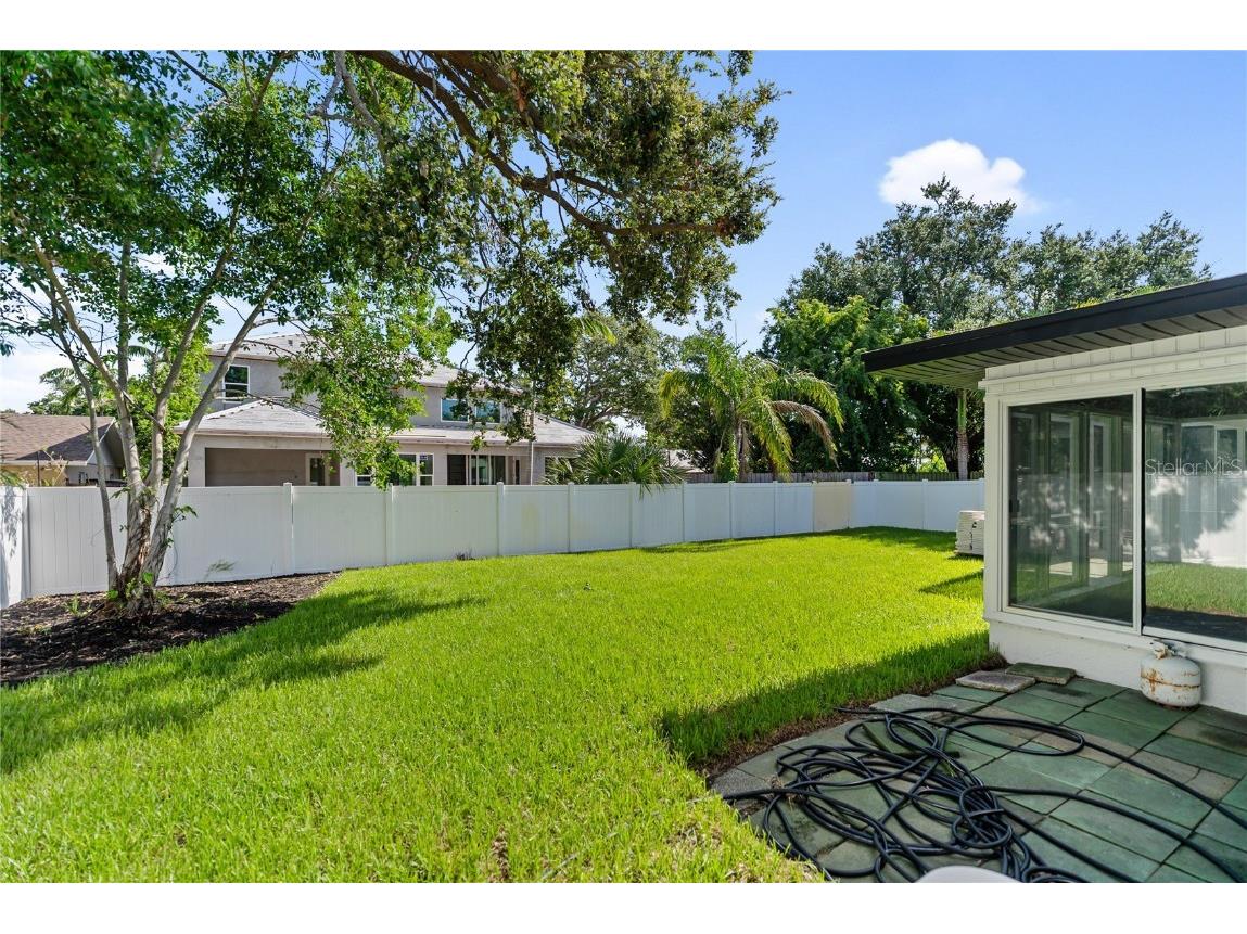 1881 Orchid Street Sarasota FL 34239 A4656488 image43