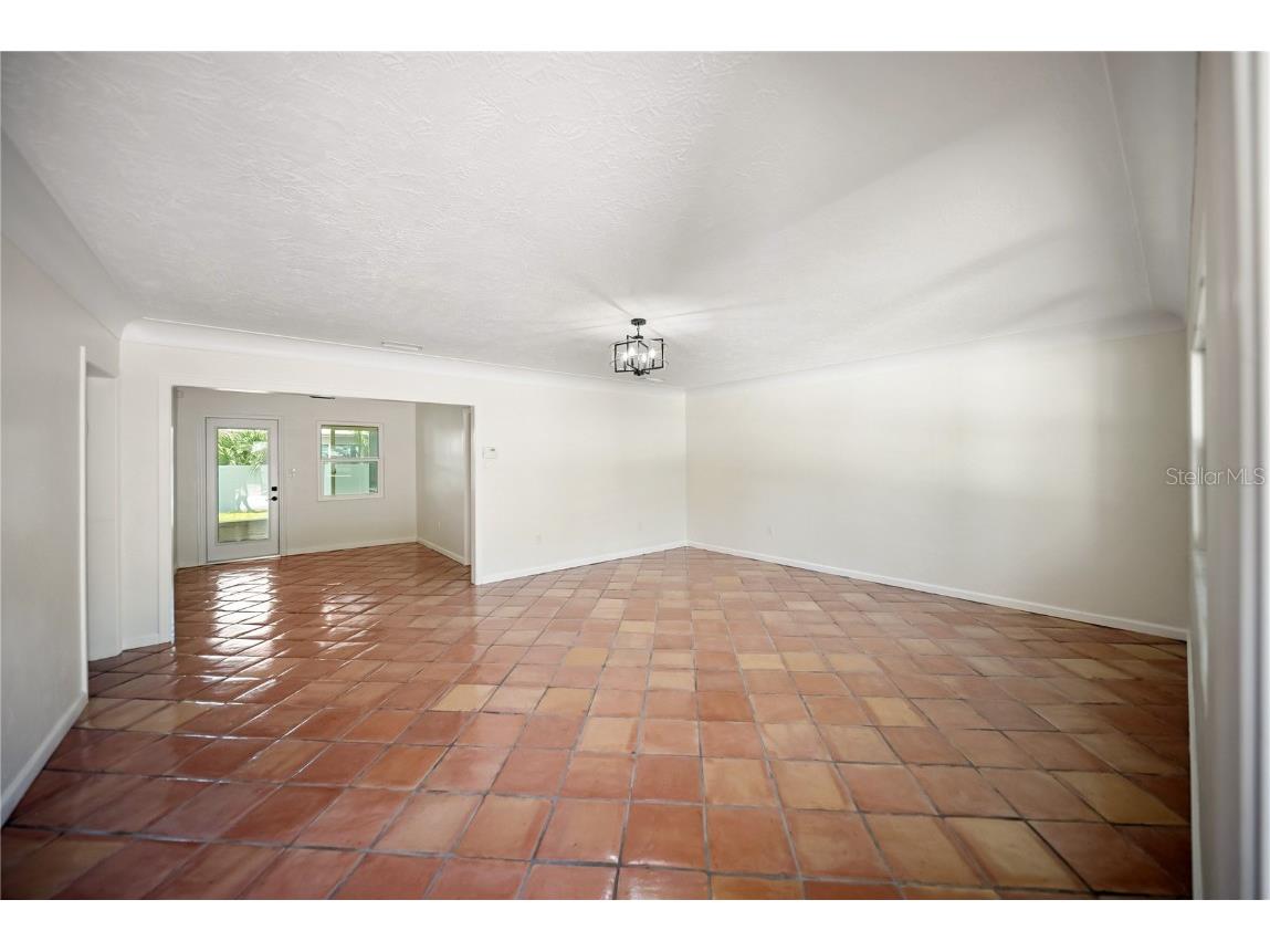 1881 Orchid Street Sarasota FL 34239 A4656488 image6