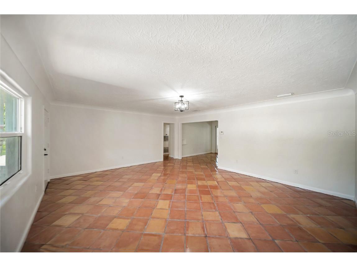 1881 Orchid Street Sarasota FL 34239 A4656488 image9