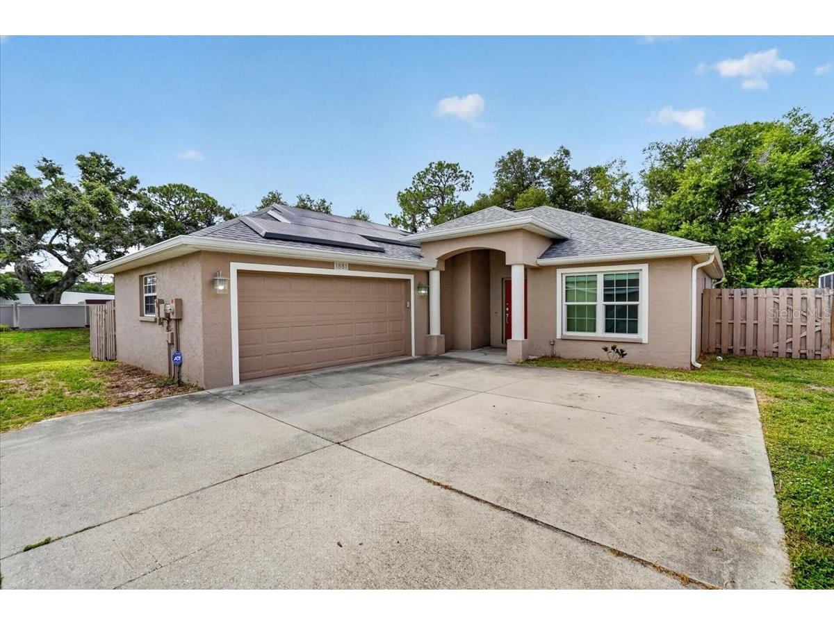 1881 Summer Walk Circle Sarasota FL 34232 A4695685 image2
