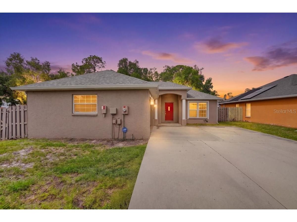 1881 Summer Walk Circle Sarasota FL 34232 A4695685 image3