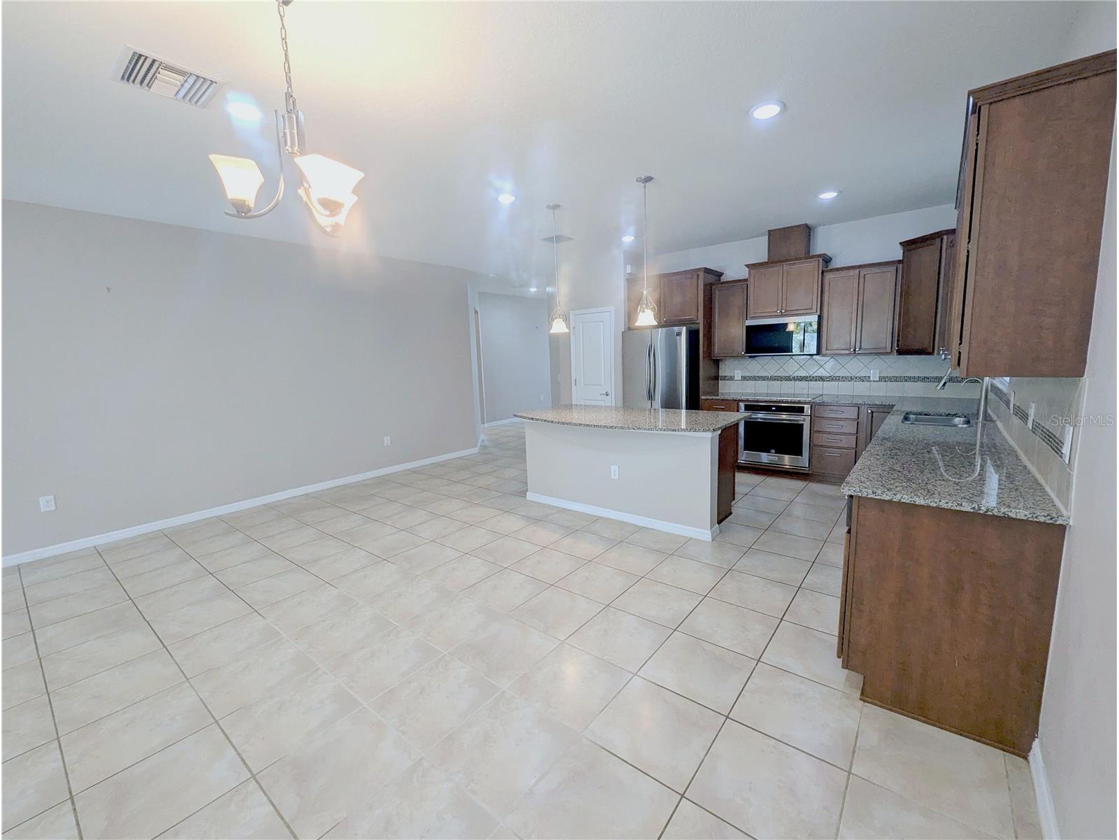 18810 Birchwood Groves Drive Lutz FL 33558 TB8502255 image10