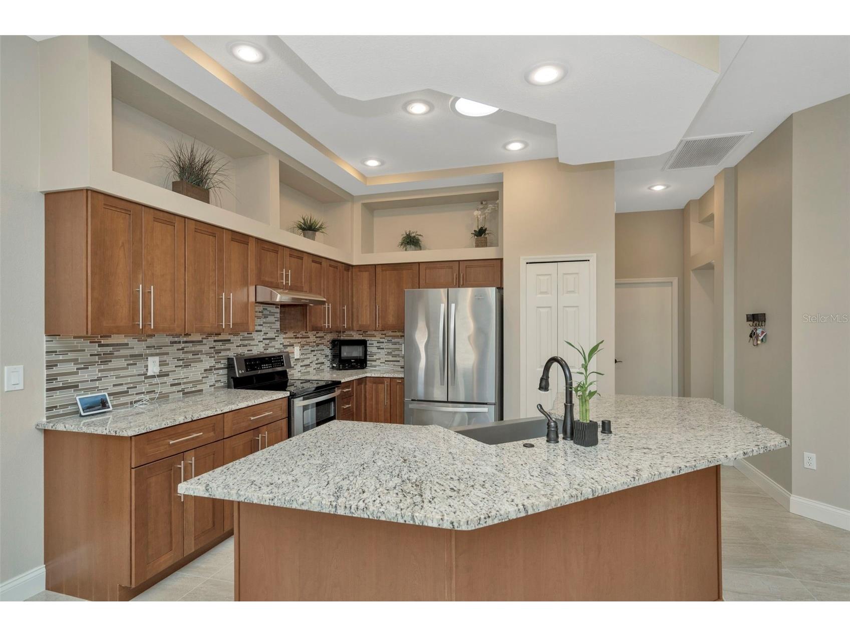 18810 Forest Glen Court Tampa FL 33647 TB8481756 image12
