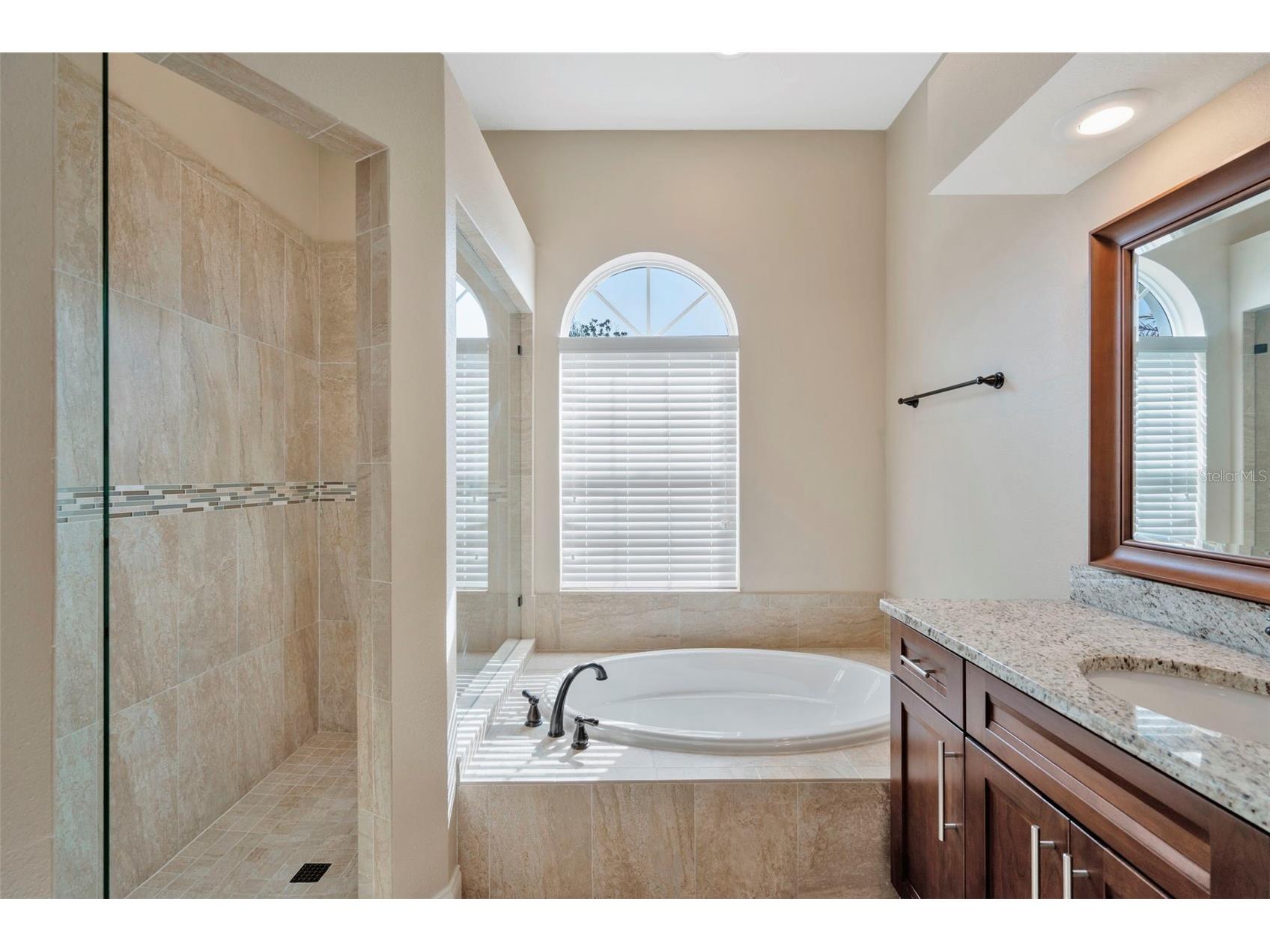 18810 Forest Glen Court Tampa FL 33647 TB8481756 image25