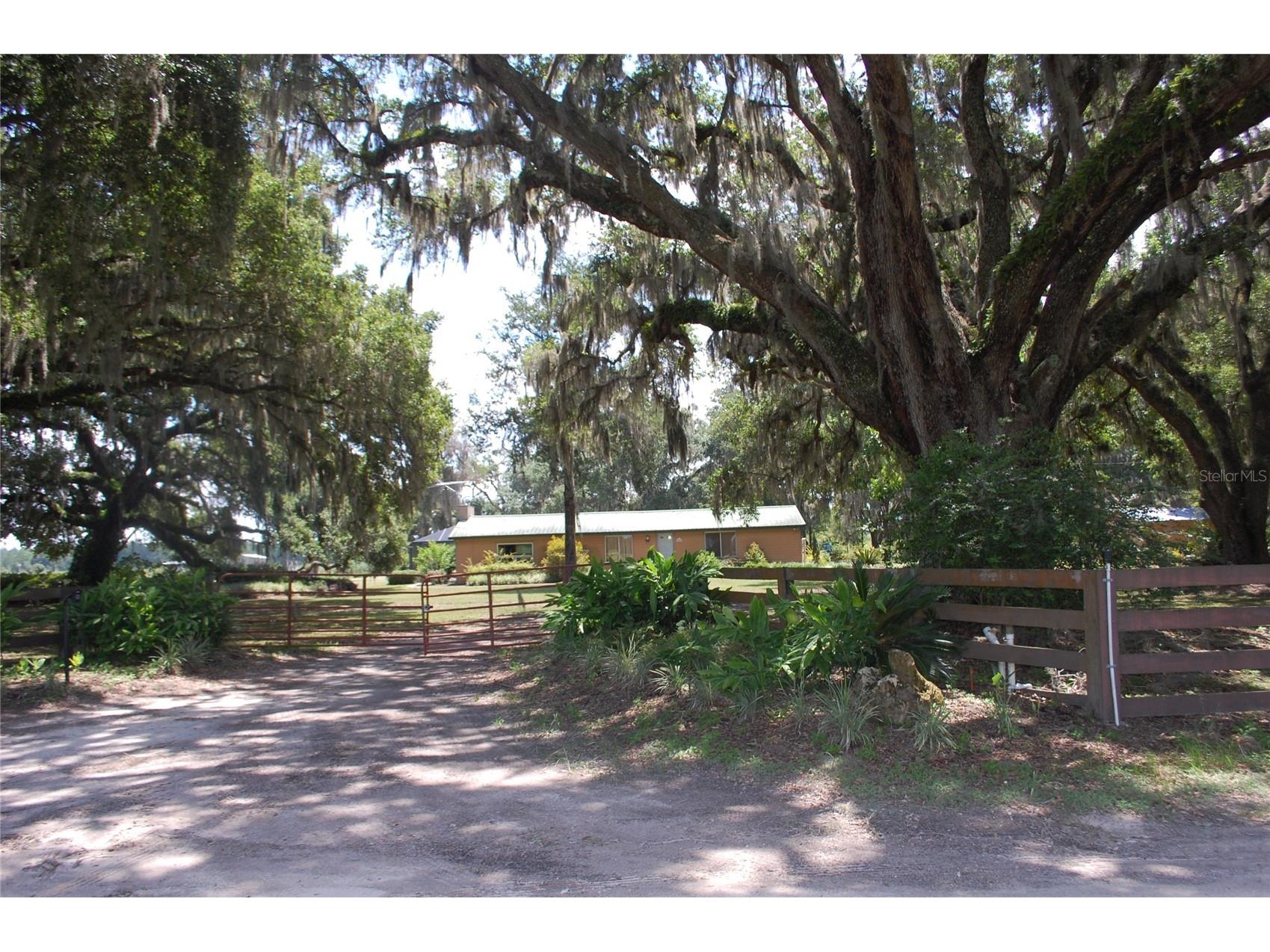 18811 SE 243rd Street Hawthorne FL 32640 GC538407 image73