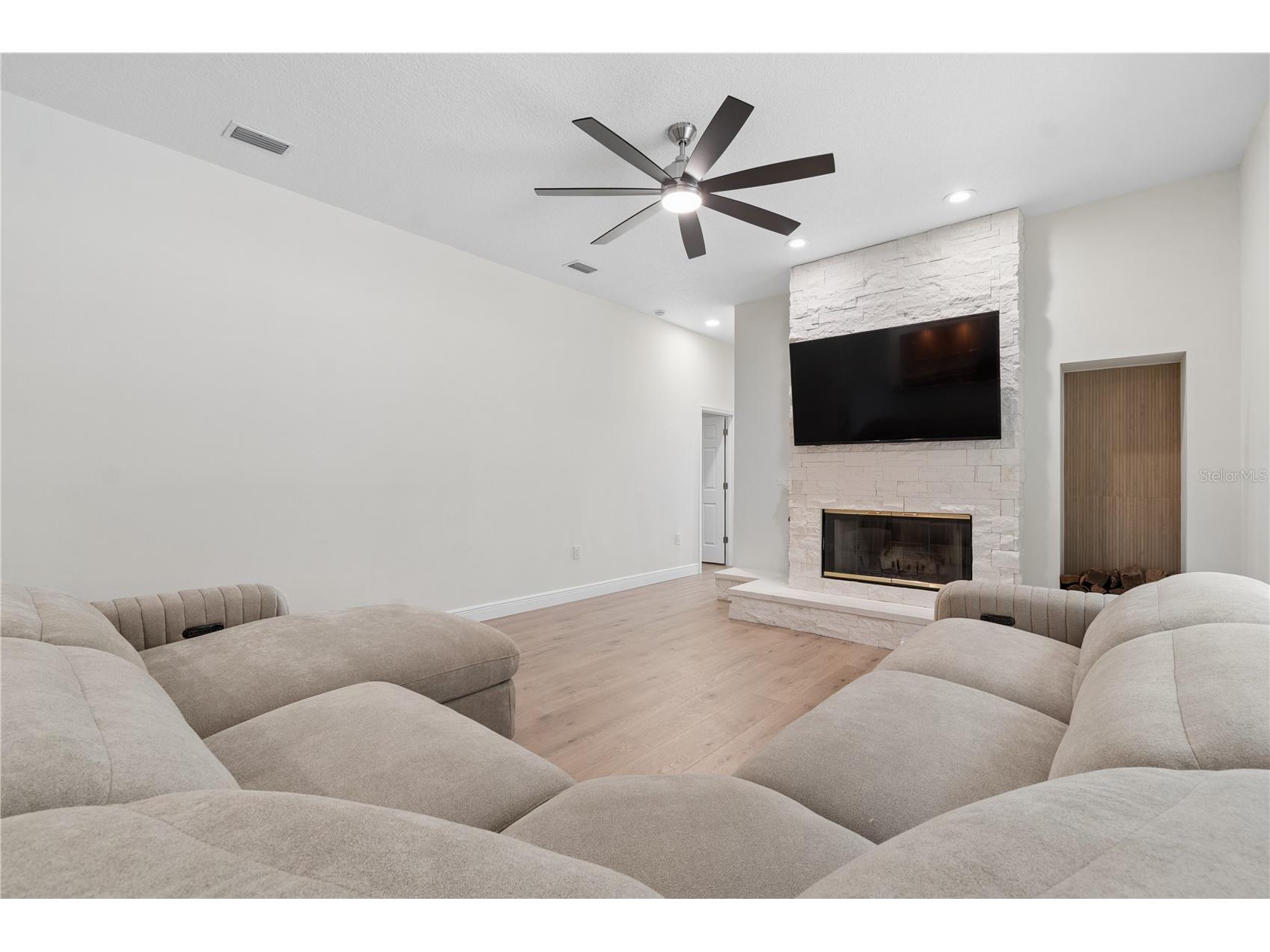 18811 Victor Manuel Drive Lutz FL 33548 TB8532307 image39