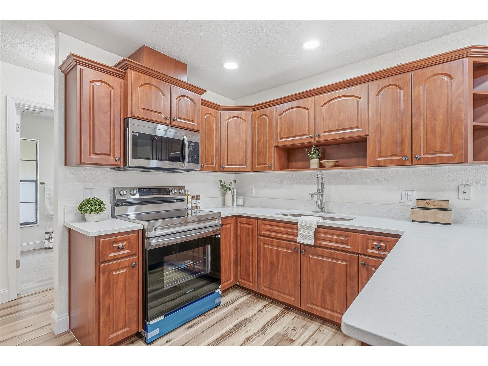 18815 Gracie Lee Street Spring Hill FL 34610 TB8521674 image16