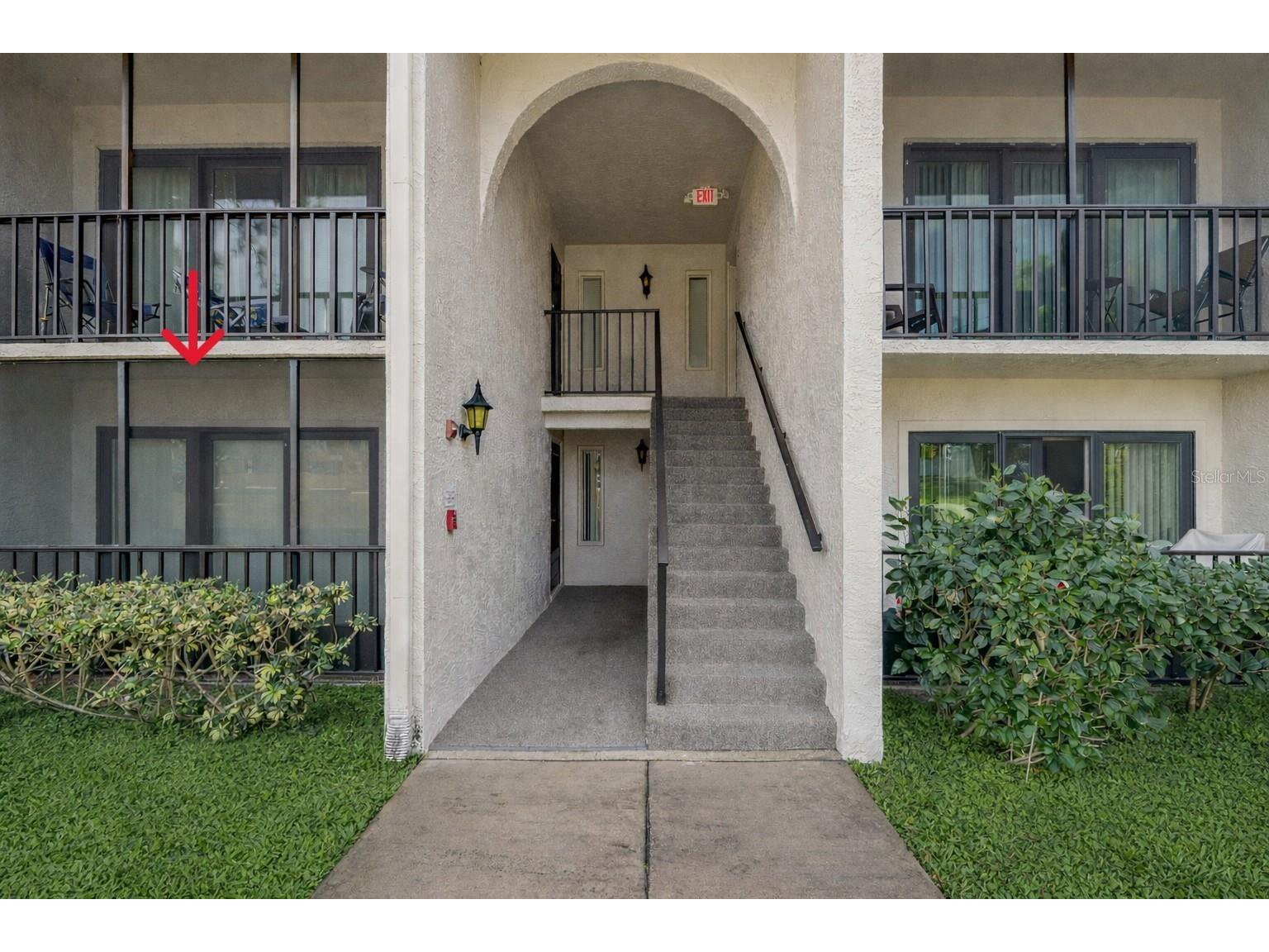 1882 Pine Ridge Way W #E1 Palm Harbor FL 34684 TB8463888 image2