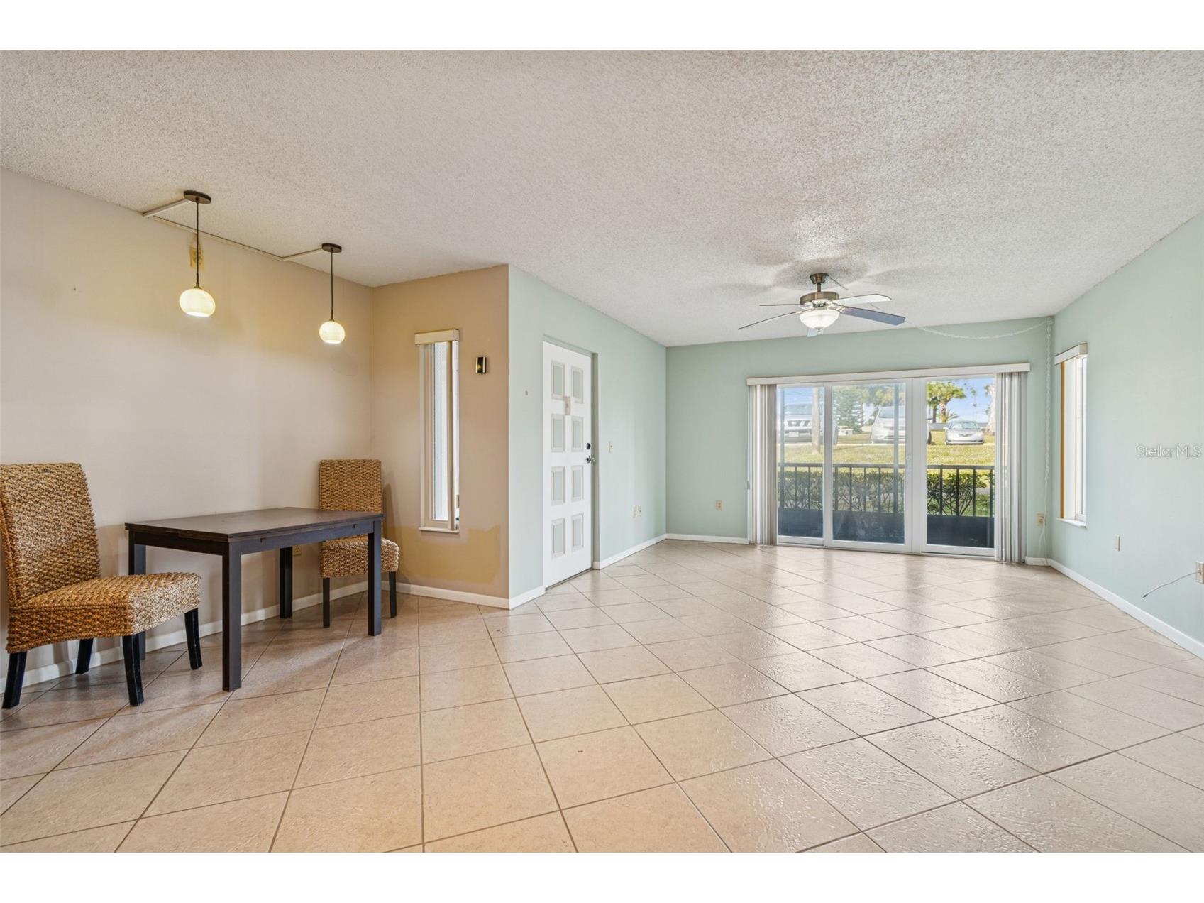 1882 Pine Ridge Way W #E1 Palm Harbor FL 34684 TB8463888 image8