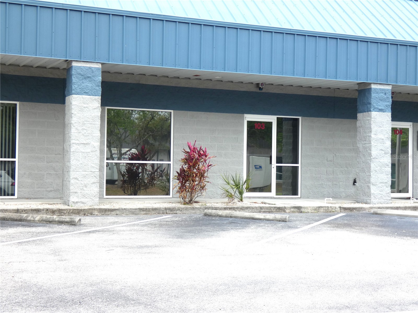 1882 Porter Lake Drive #103 106 107 108 Sarasota FL 34240 A4688083 image2