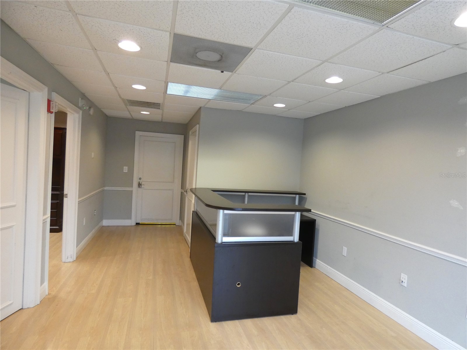 1882 Porter Lake Drive #103 106 107 108 Sarasota FL 34240 A4688083 image6
