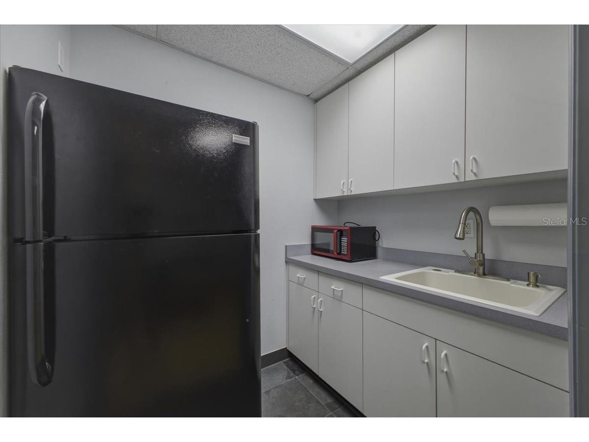 1882 Porter Lake Drive #107/108 Sarasota FL 34240 A4688060 image12