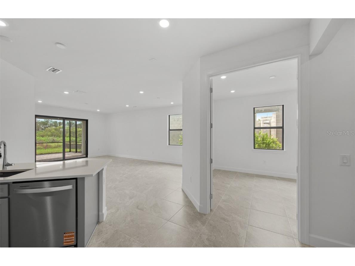 18824 Indian Rock Place Lakewood Ranch FL 34211 TB8437182 image8