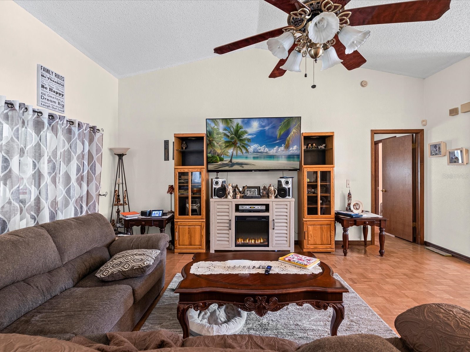 18824 Parade Road Hudson FL 34667 W7881971 image5