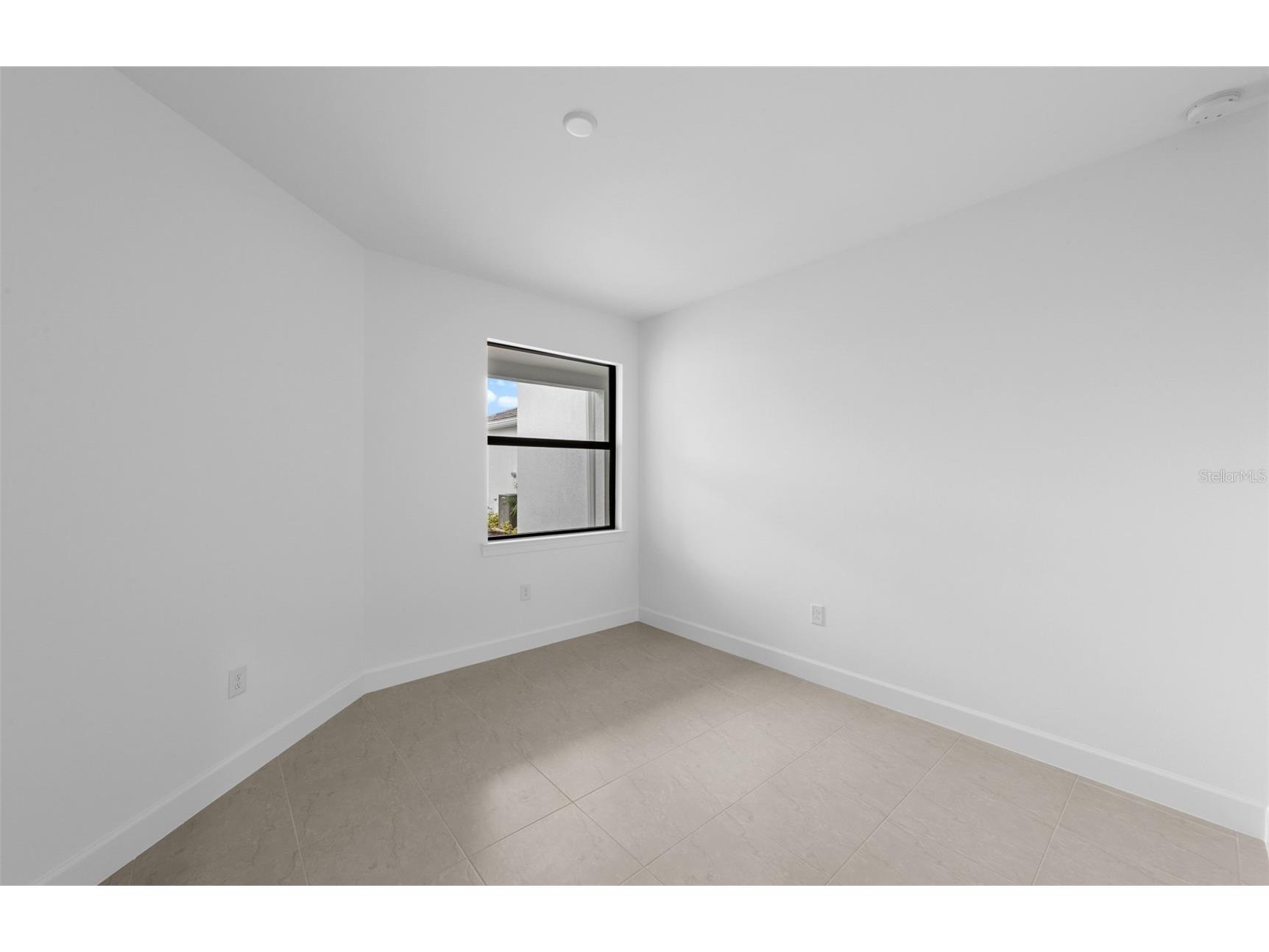 18825 Indian Rock Place Lakewood Ranch FL 34211 TB8465796 image2