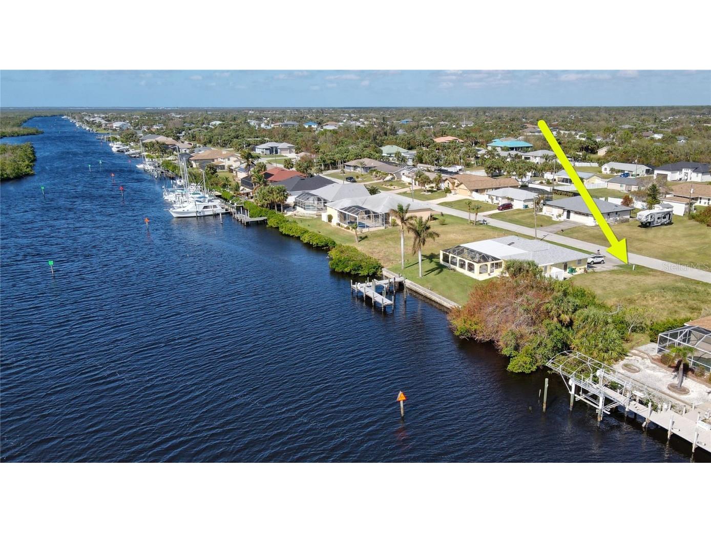 18826 Ayrshire Circle Port Charlotte FL 33948 - MANCHESTER WATERWAY C7499919 image1