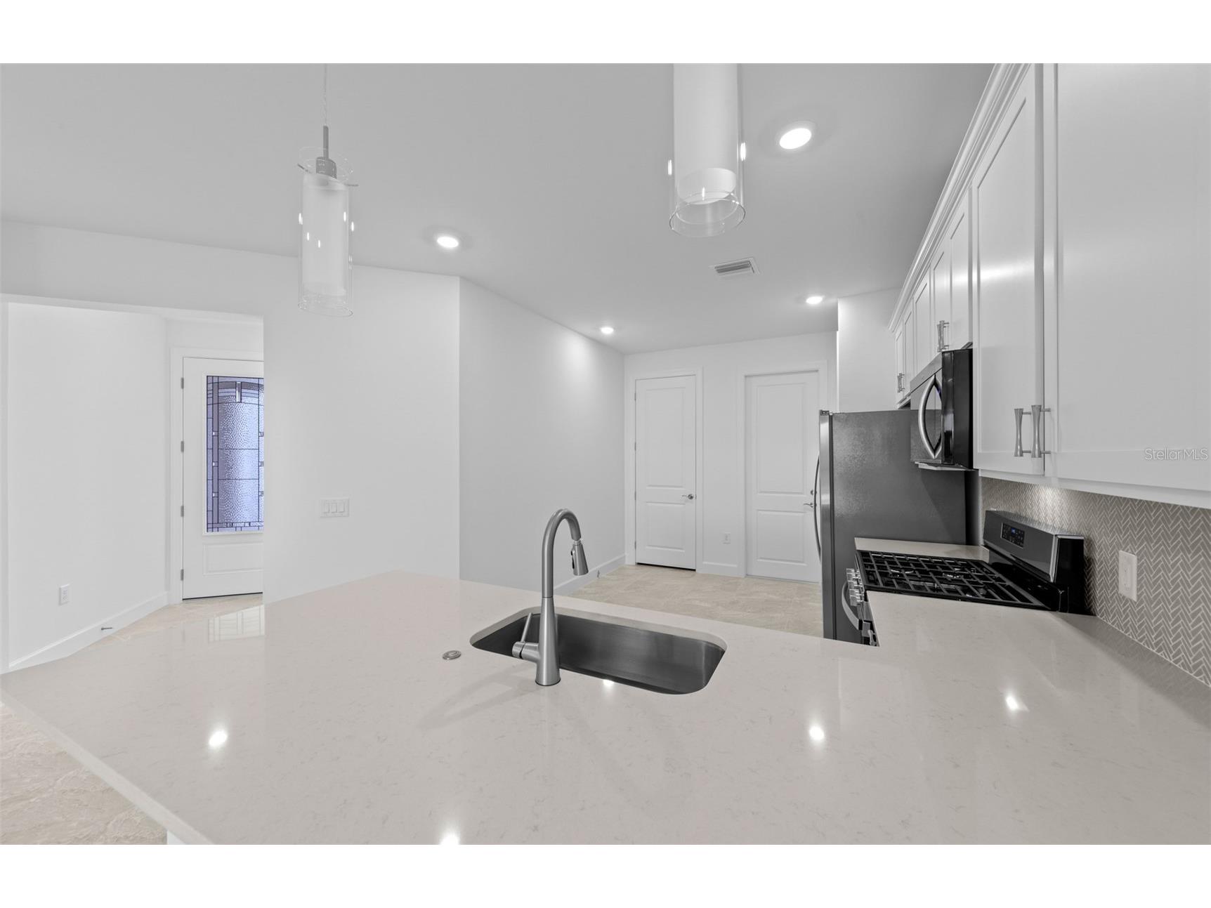 18828 Indian Rock Place Lakewood Ranch FL 34211 TB8437186 image6