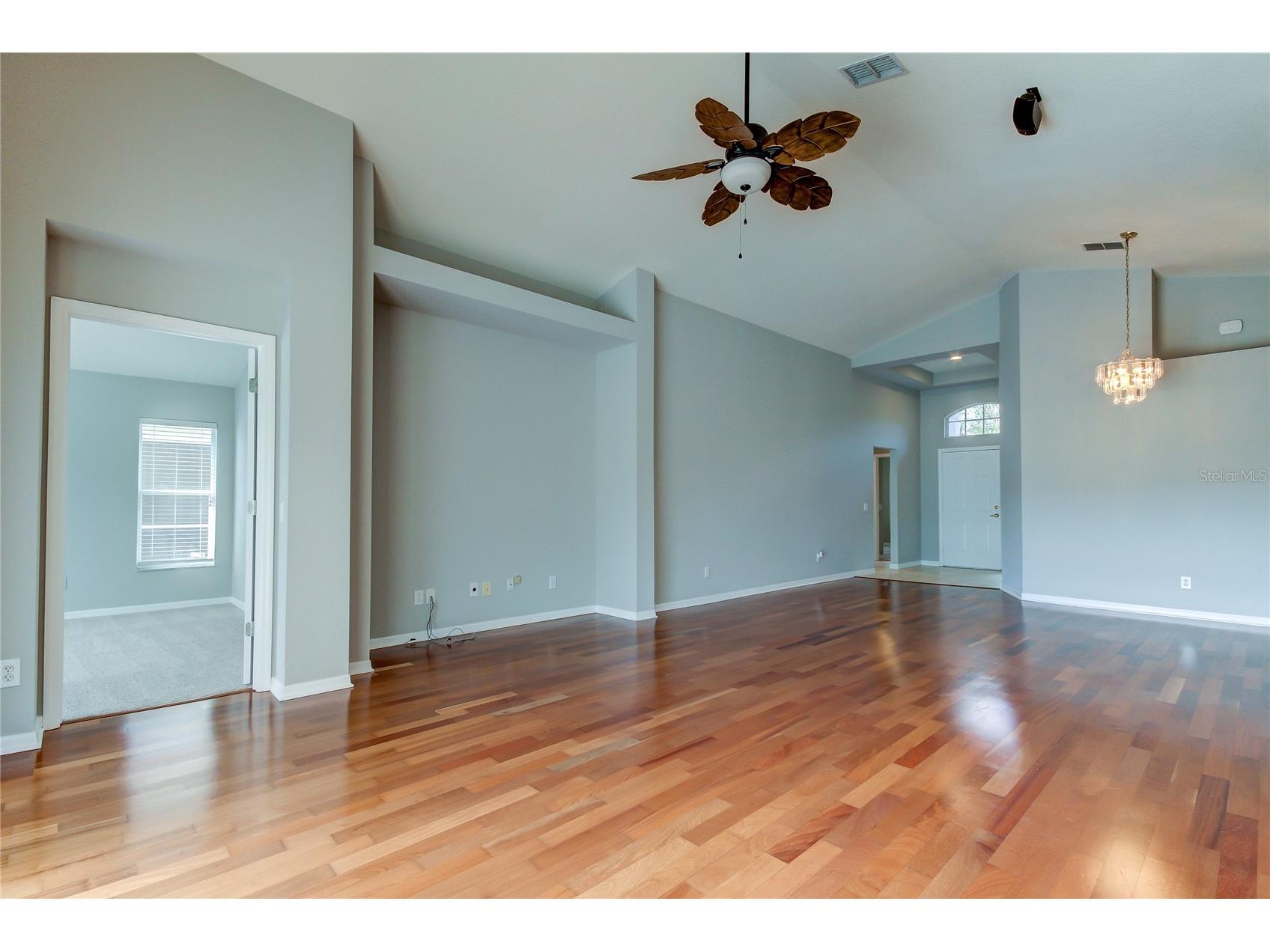 18829 Maisons Drive Lutz FL 33558 TB8513818 image23