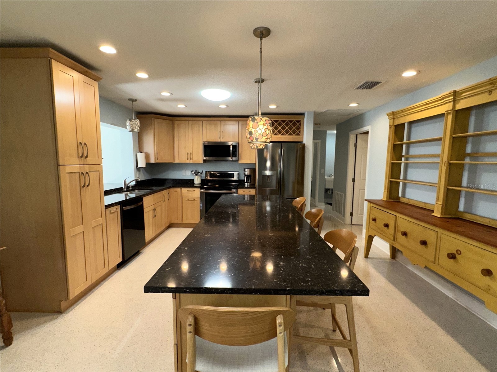 1883 Riviera Circle Sarasota FL 34232 A4692248 image12