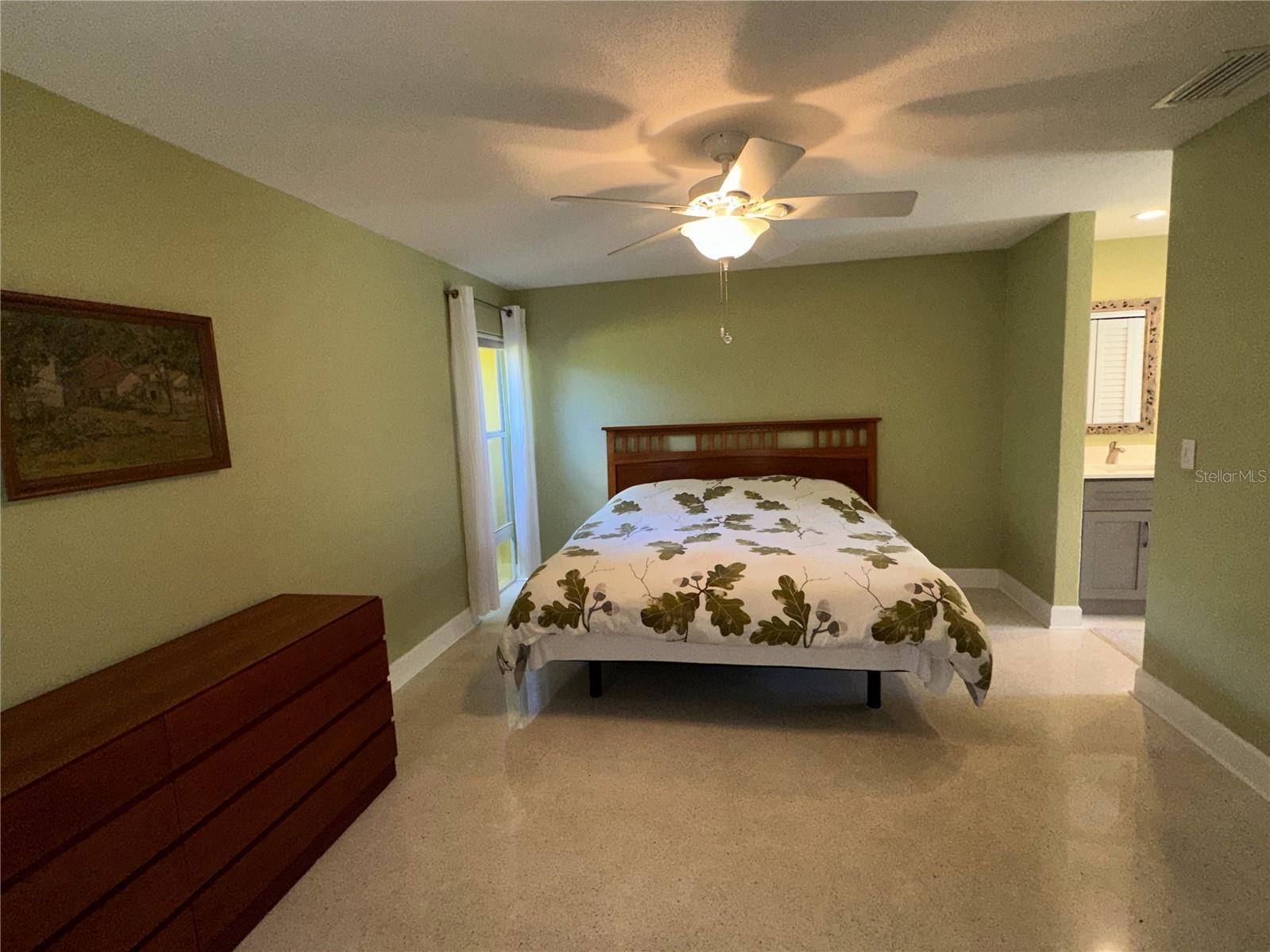1883 Riviera Circle Sarasota FL 34232 A4692248 image16